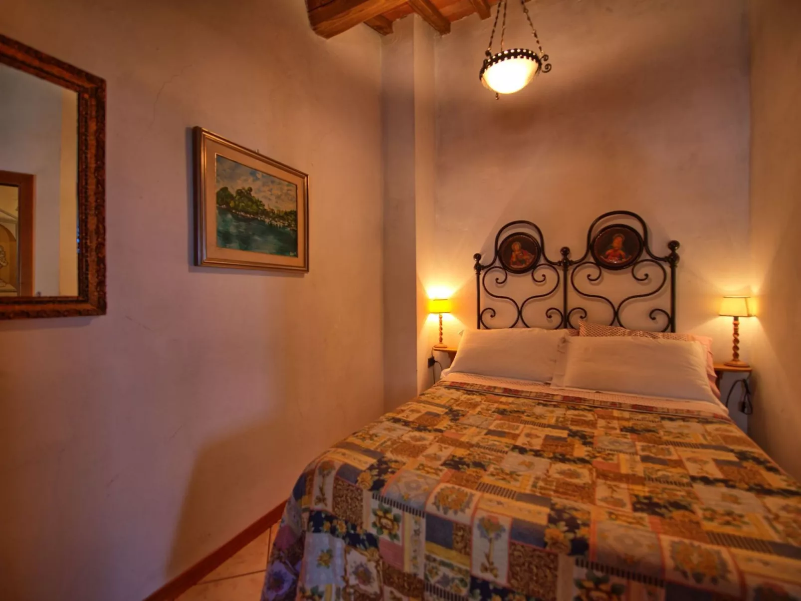 Villa Panzalla Kirche-Binnen