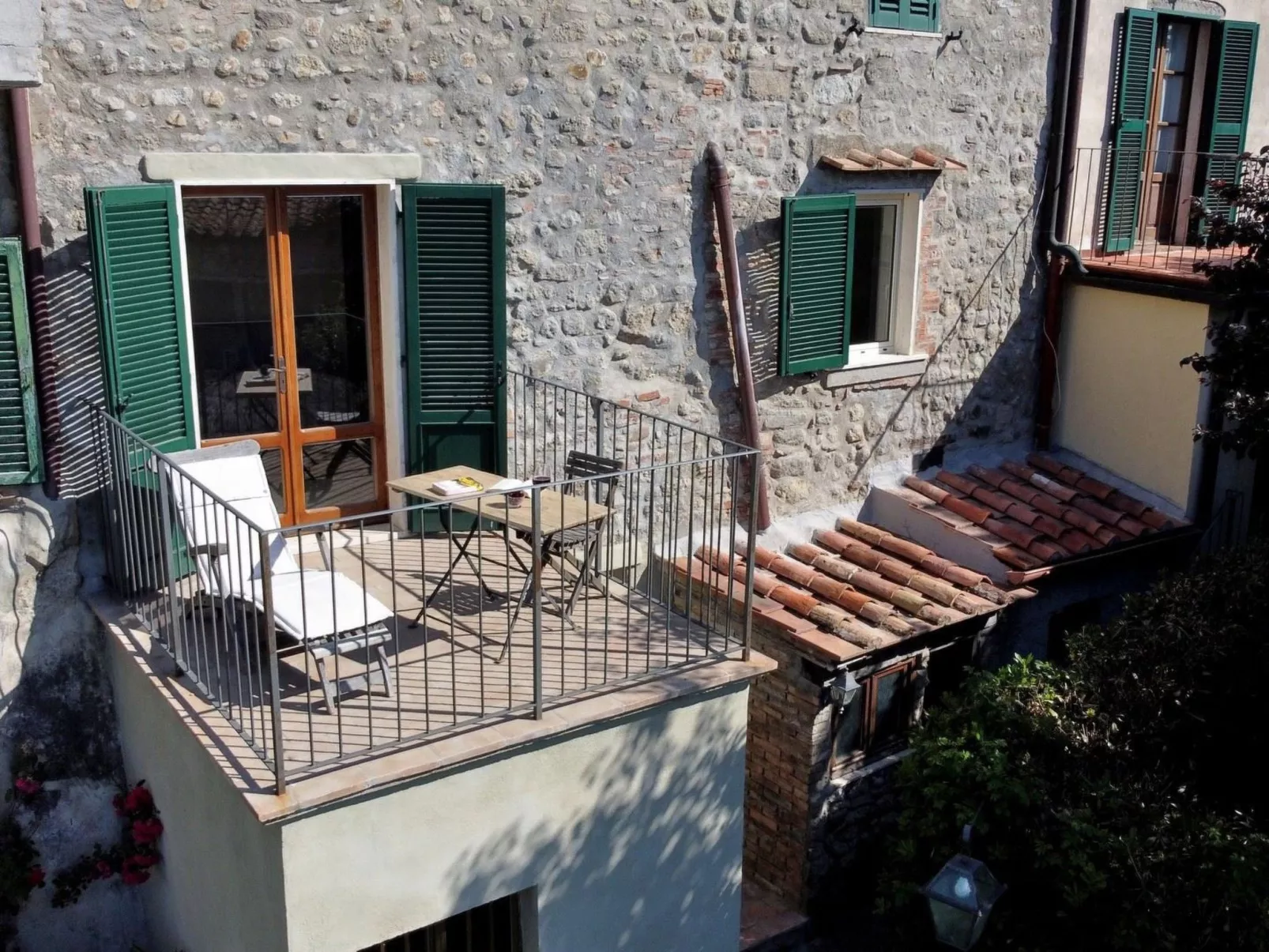 'Reasco' mit Balkon-Buiten