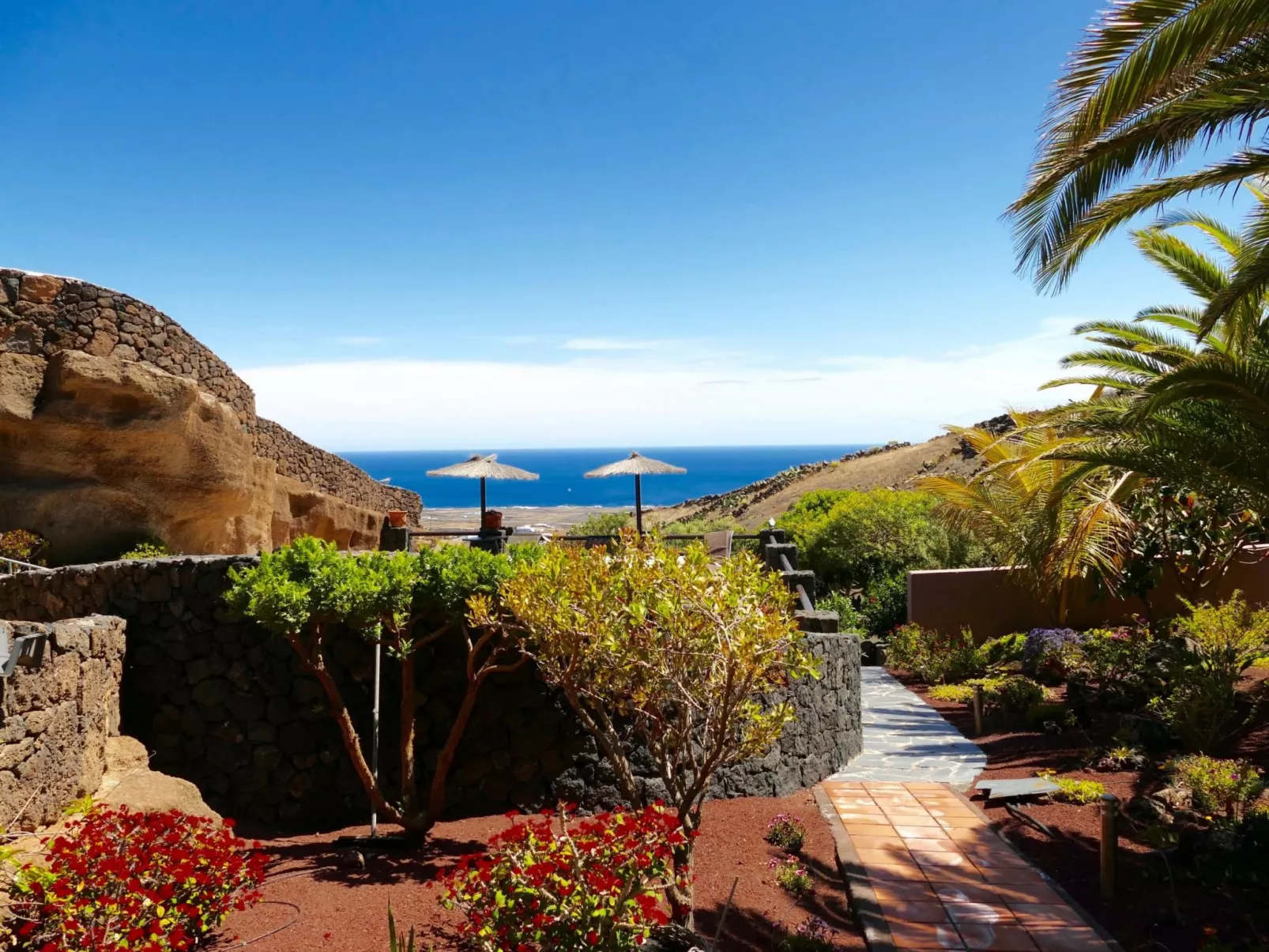 Schlafen in einer vulkanischen Höhle-Image-tags.info