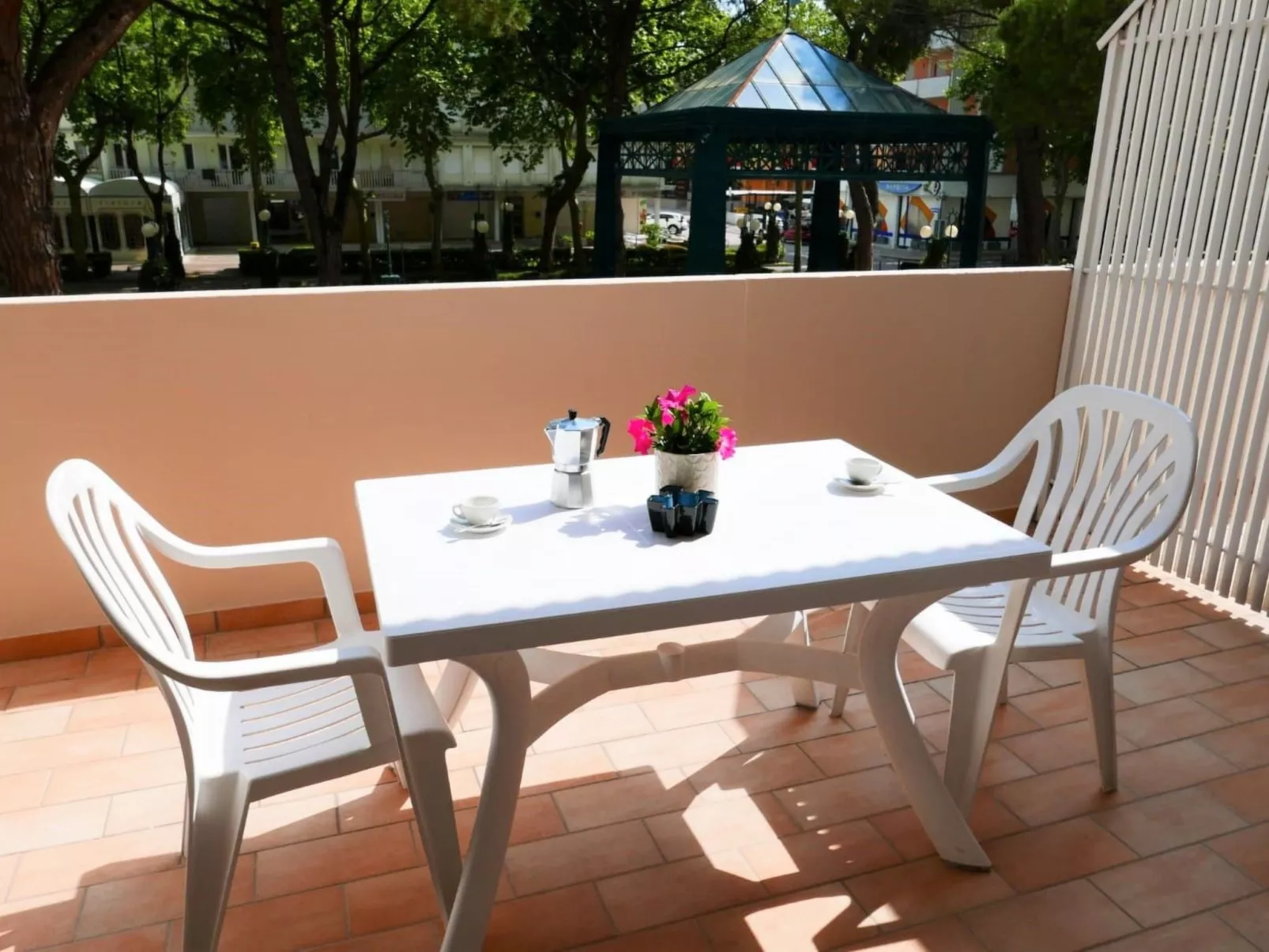 Wohnung "Venezuela" mit Privatparkplatz-Buiten