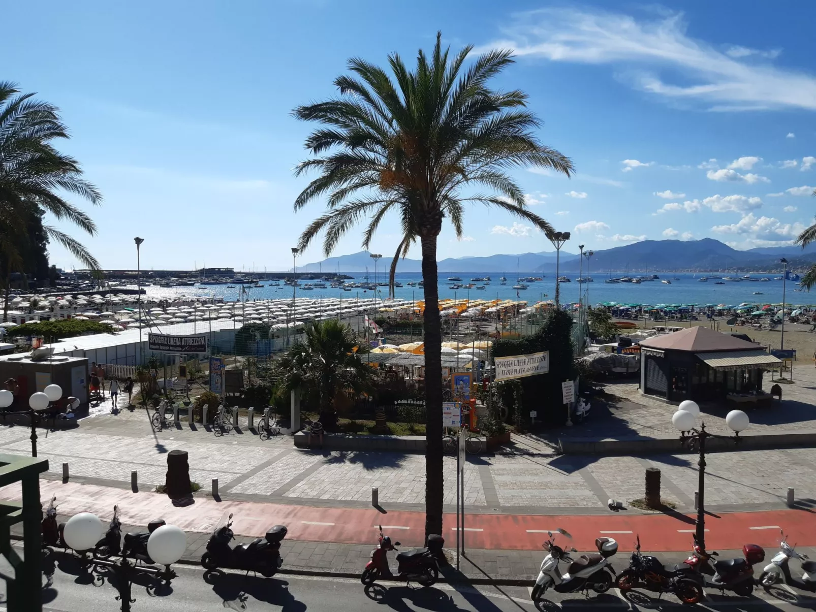 Für 4 Personen ca. 50 m&sup2; in Sestri Levante, Norditalien (Ligurien)-Buiten