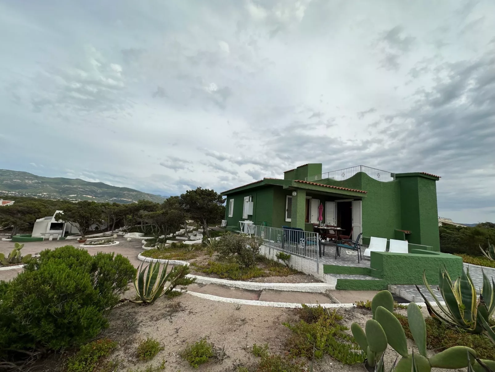 'Villa verde' in Strandnähe-Buiten