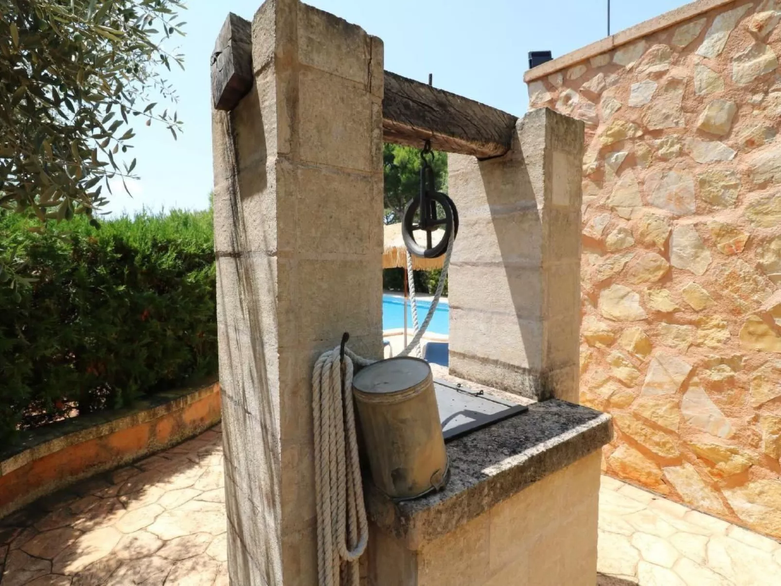 Fi. Camaron-Crestall-Image-tags.info