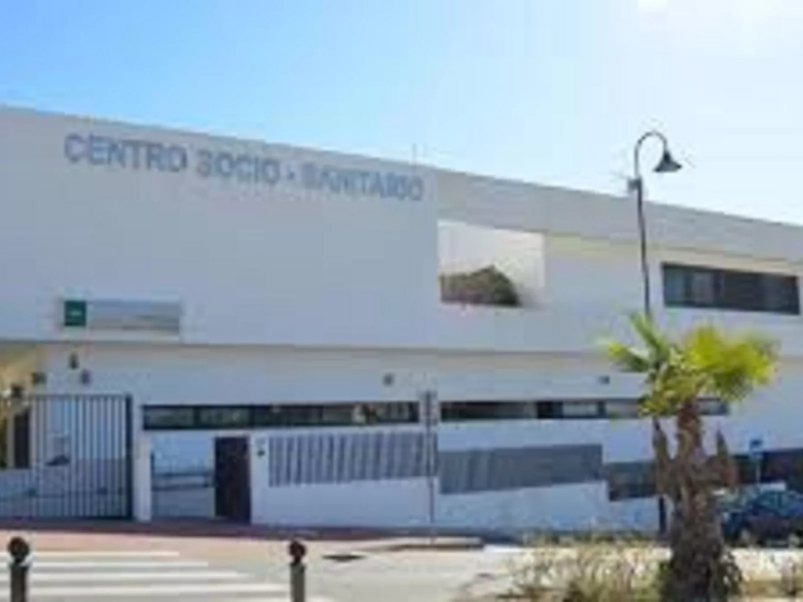 Wunderschöne Ferienwohnung in Las Lagunas De Mijas mit Möblierter Terrasse-Buiten
