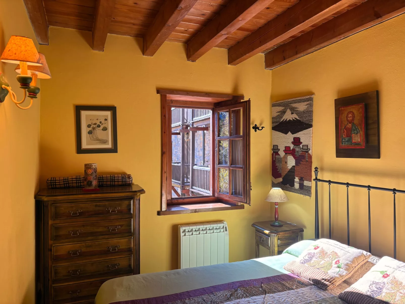 Bergwohnung mit Kamin Aigüestortes 1-Binnen