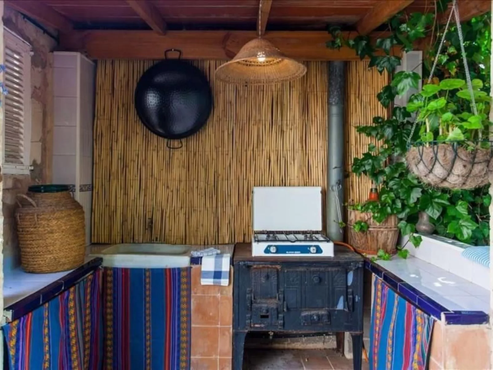 Casa Concha, Salines-Buiten