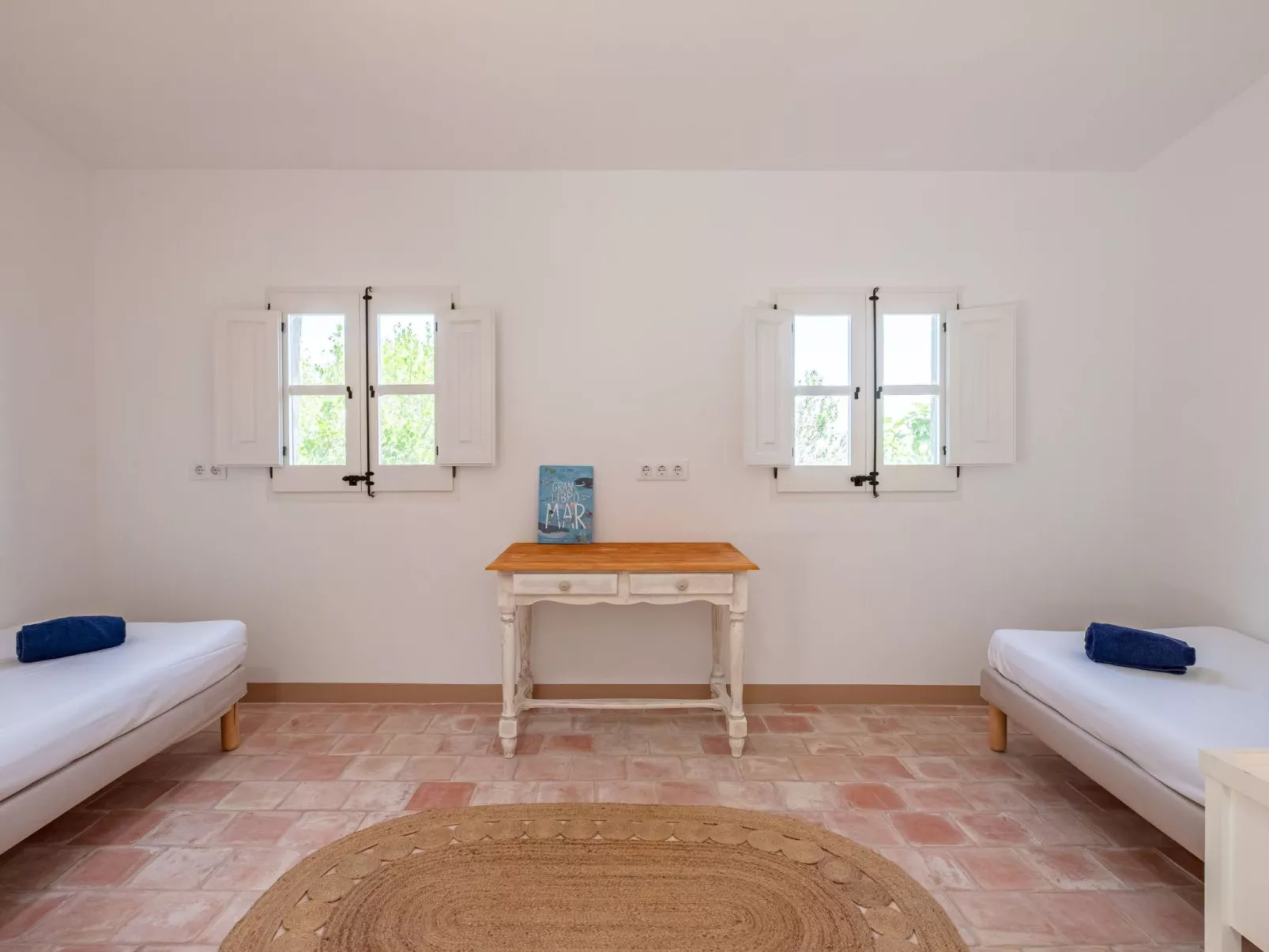 Costabravaforrent La Tallada, mit privatem Pool-Binnen