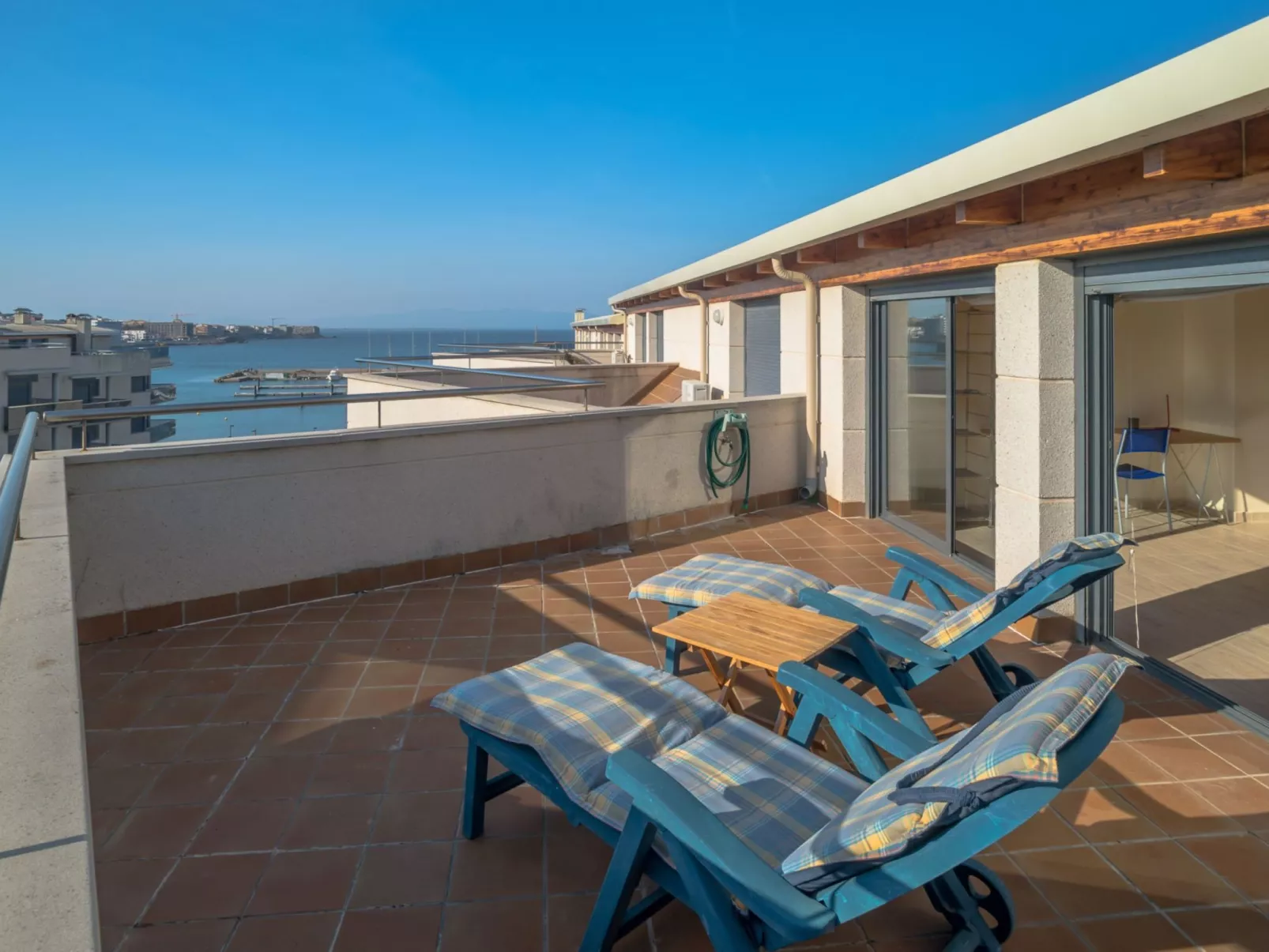 Costabravaforrent Balcó 7, mit gemeinschaftlichem Schwimmbad-Binnen