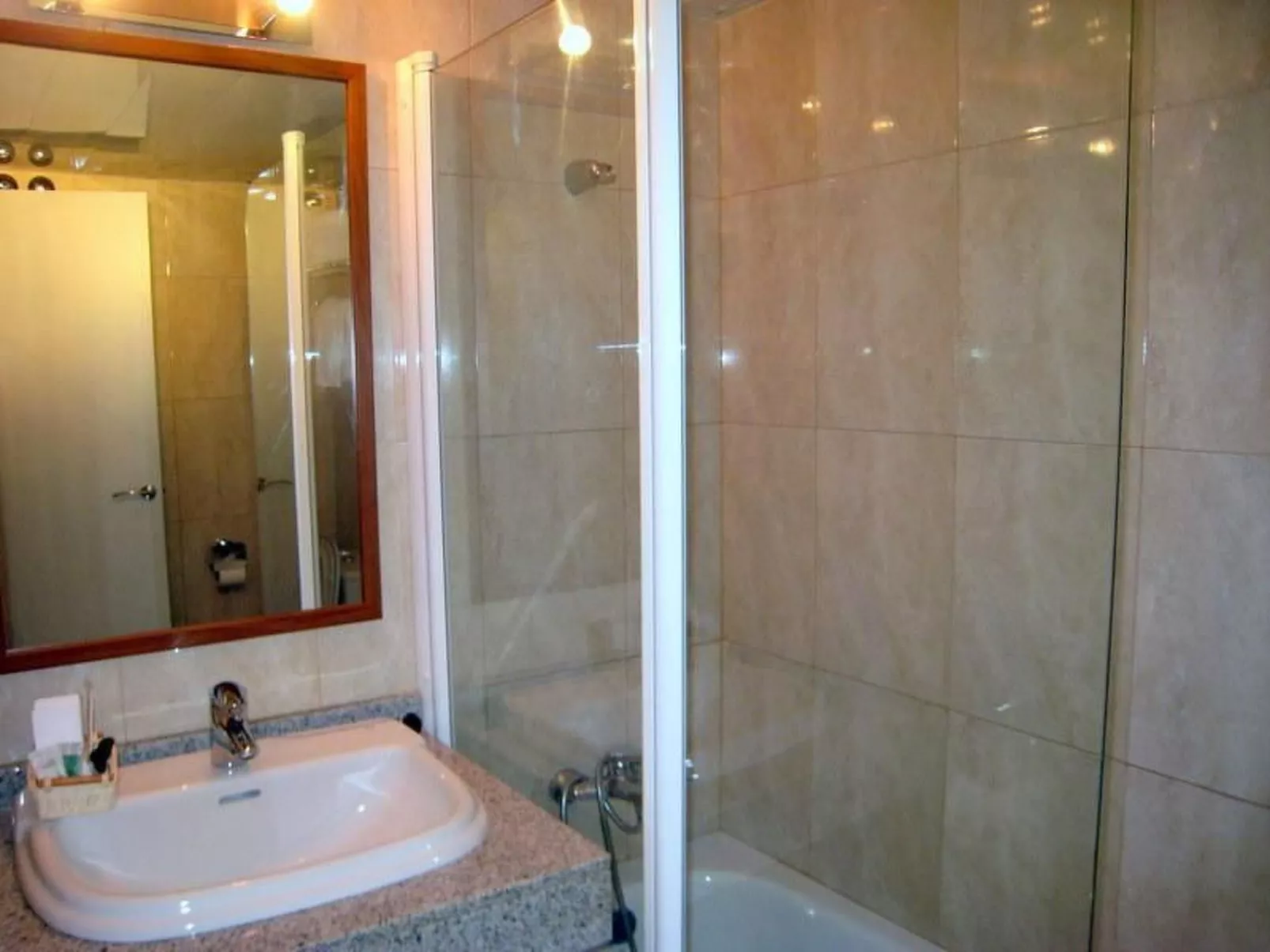 "Caru" mit Terrasse-Binnen