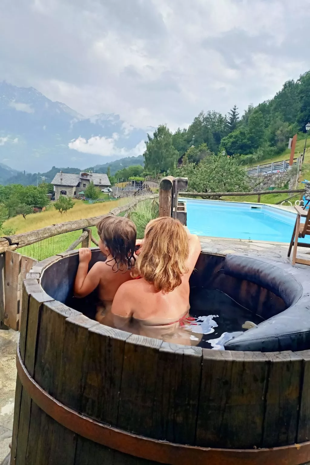 Drei-Zimmer-Wohnung Kaninchen-Buiten