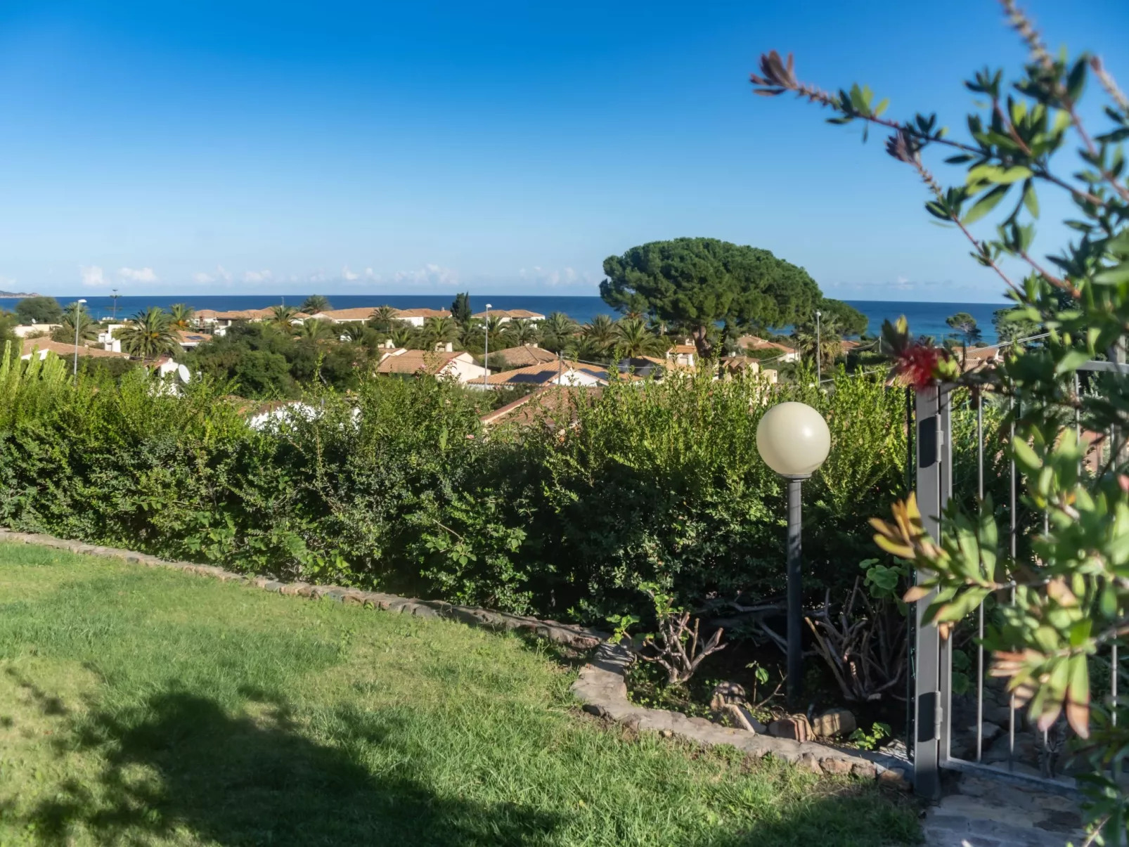 Wunderschöne freistehende Villa in kurzer Entfernung zum Strand und mit herrlic-Image-tags.info