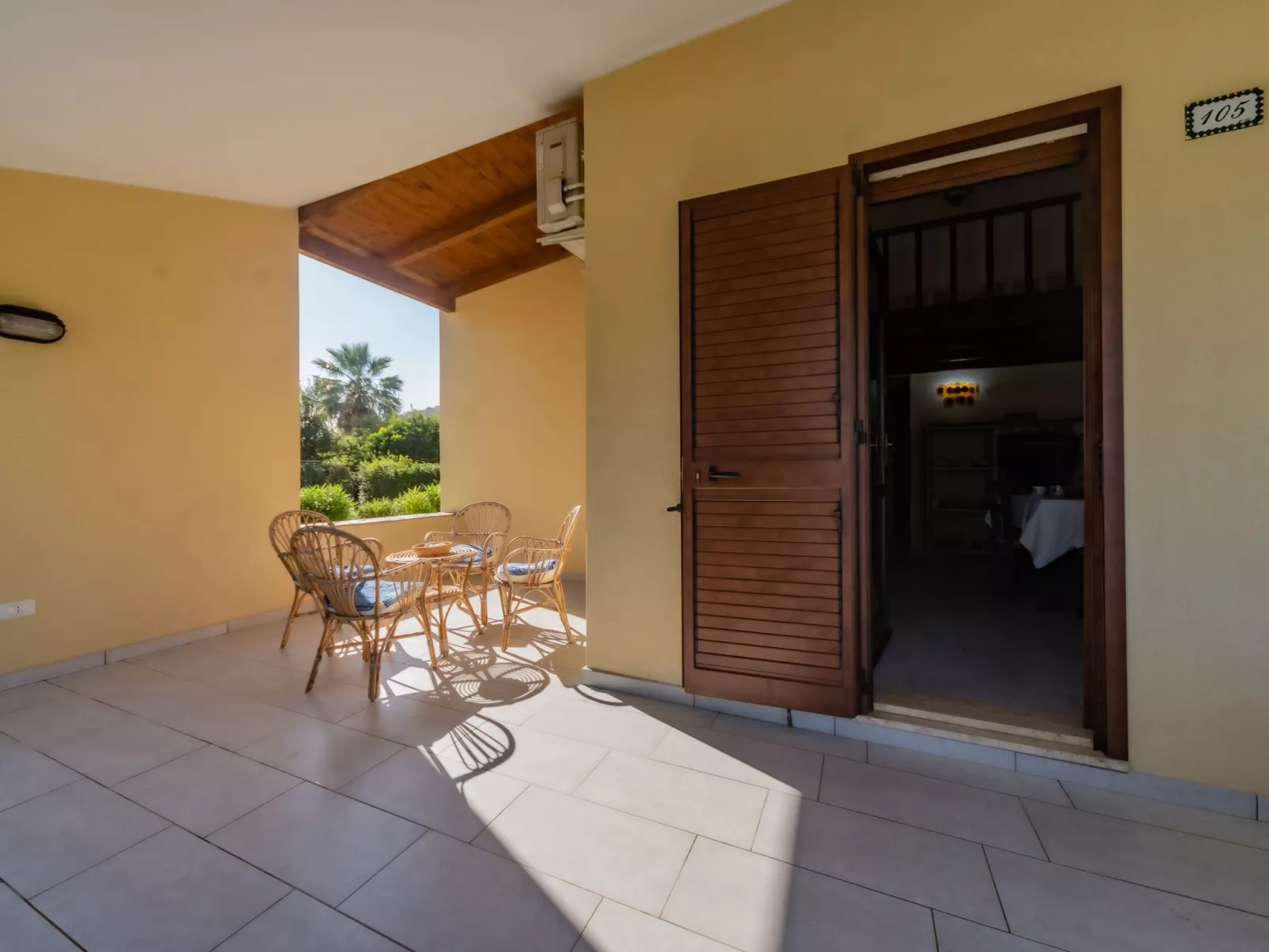 Modernes Ferienhaus in Gehweite zum Strand der Costa Rei-Image-tags.info