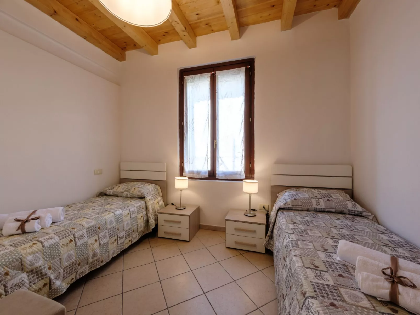 Gardaland bei Holiday World-Binnen