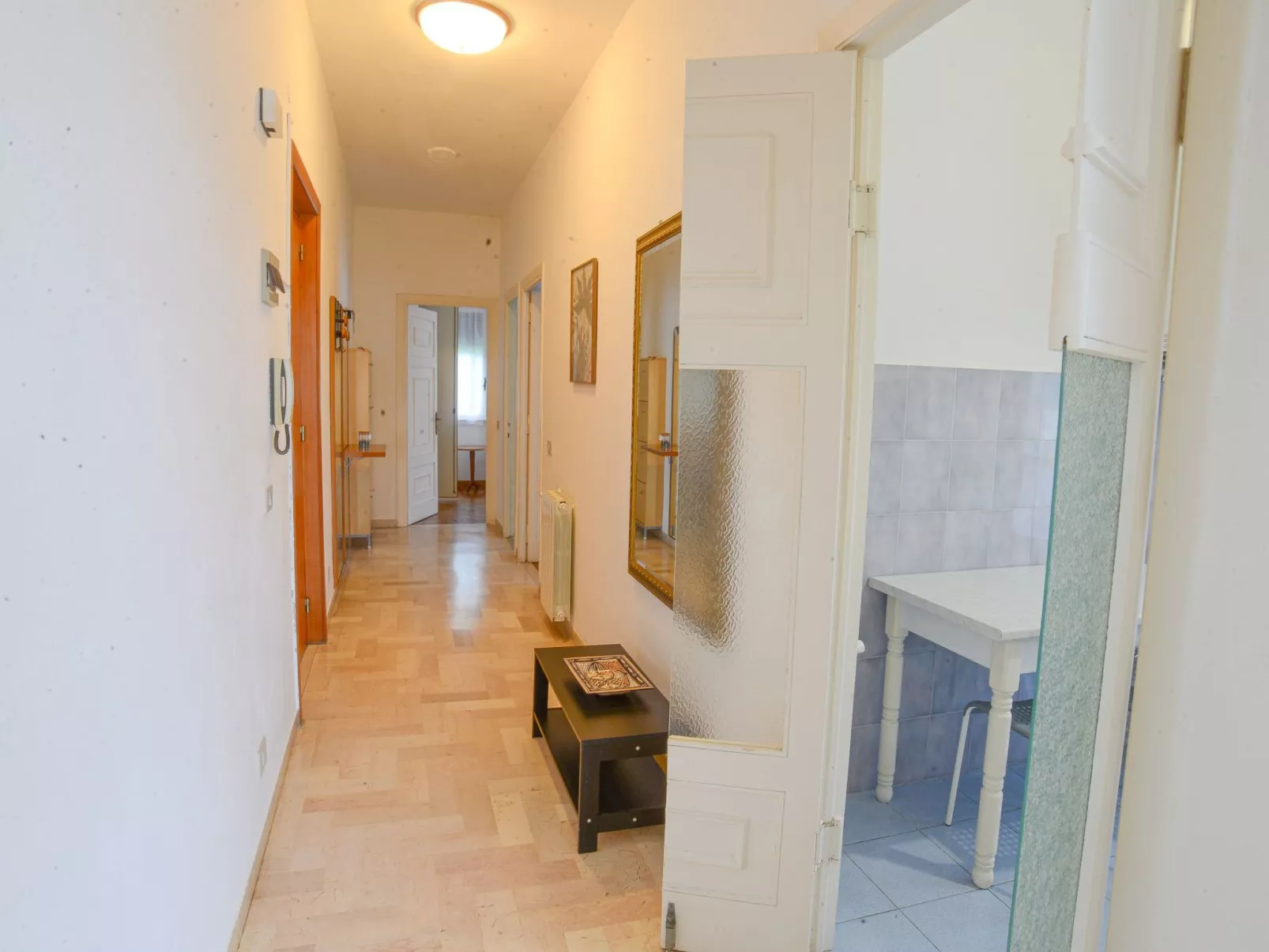 La Bella Vita Marina Beach by Holiday World-Binnen