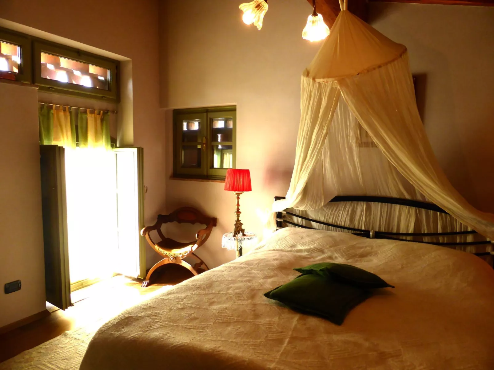 Haus mit Garten, Terrasse, in den Hügeln von Lucca-Binnen