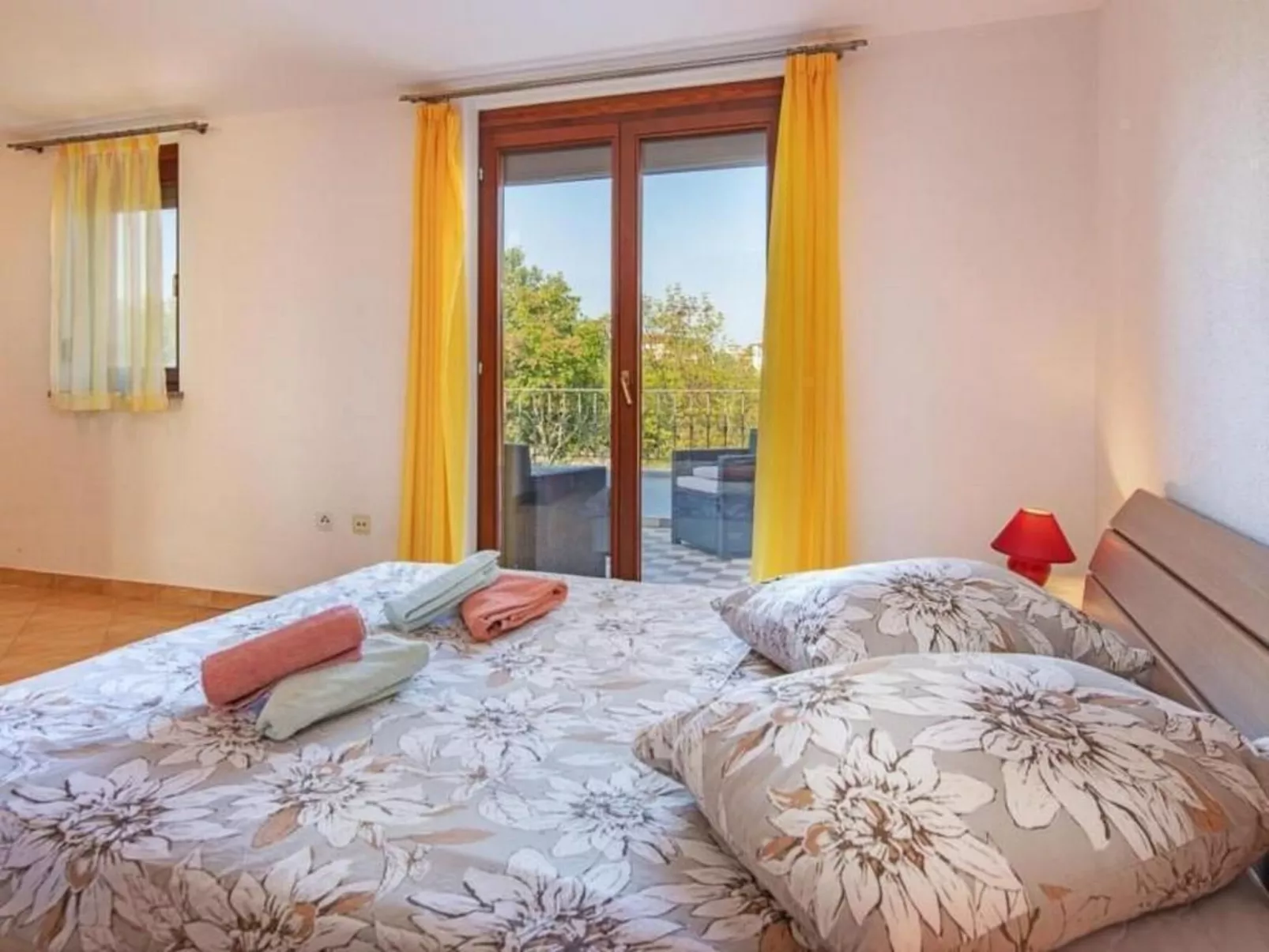 Joy & Mary-Image-tags.info