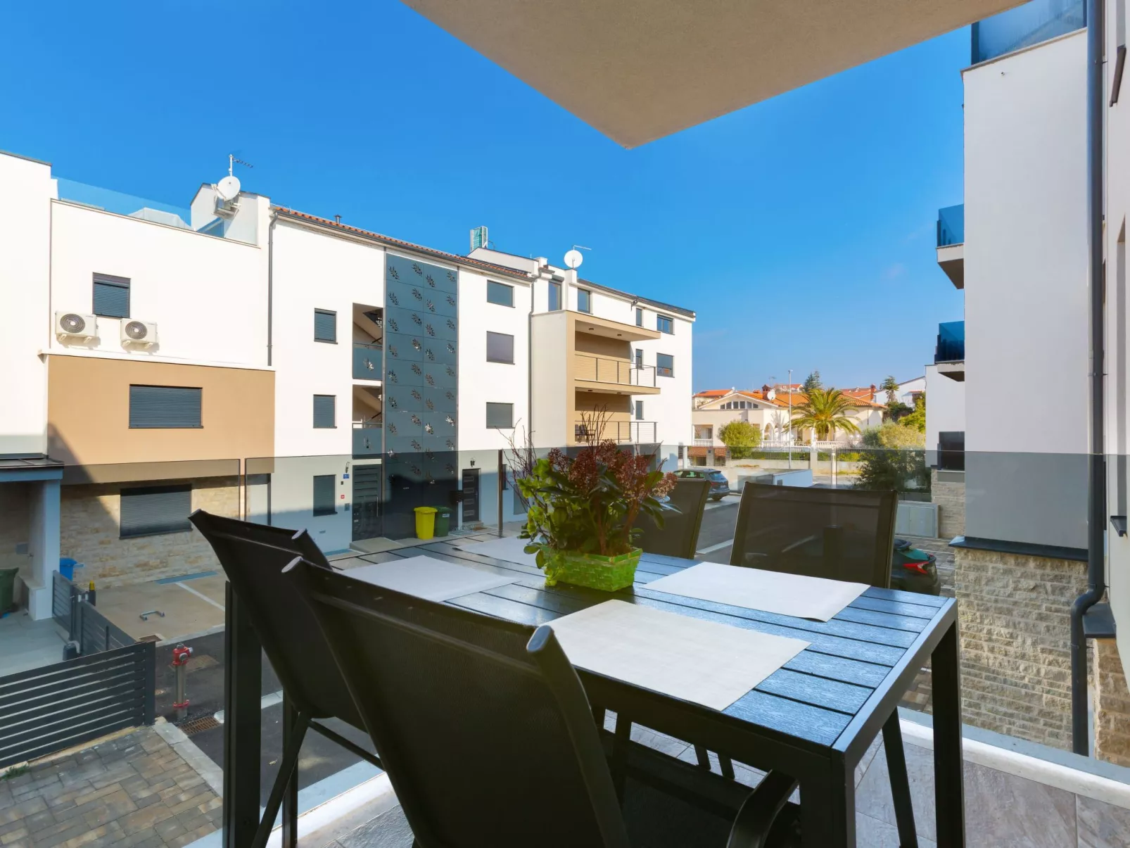 Alex-Betty direkt am Meer-Buiten