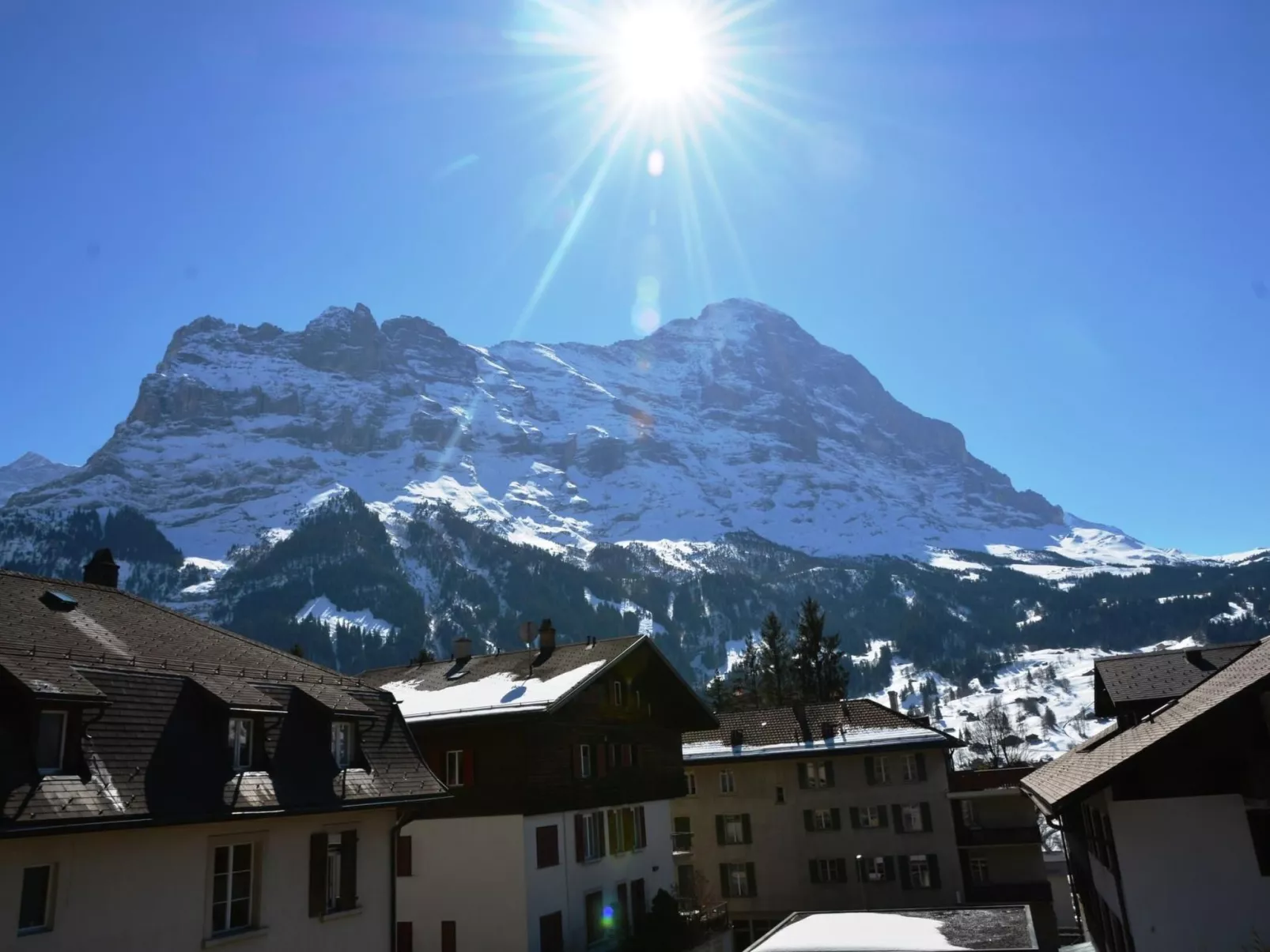 Apartment Kiwi links-Buiten