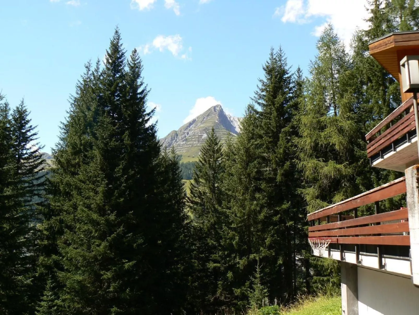 Haus Basilisk-Buiten