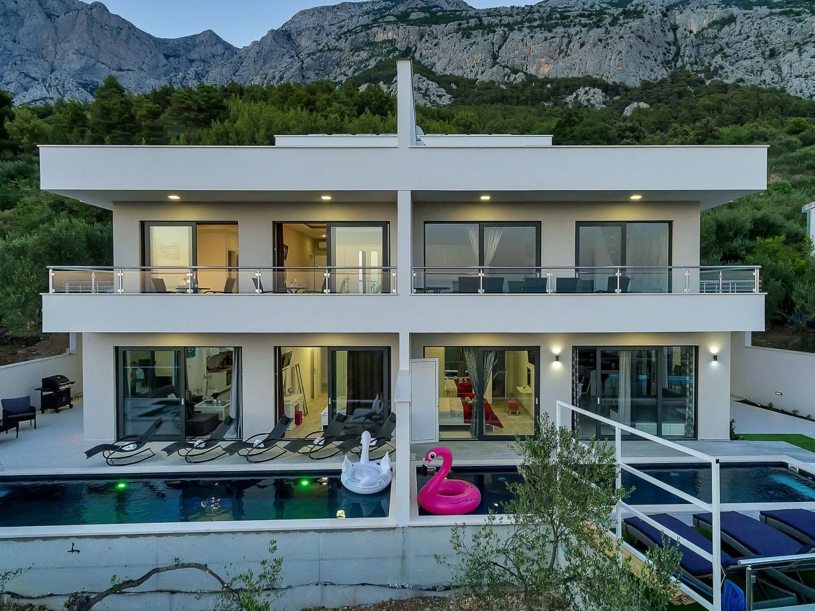 In Makarska mit Privatem Pool-Buiten