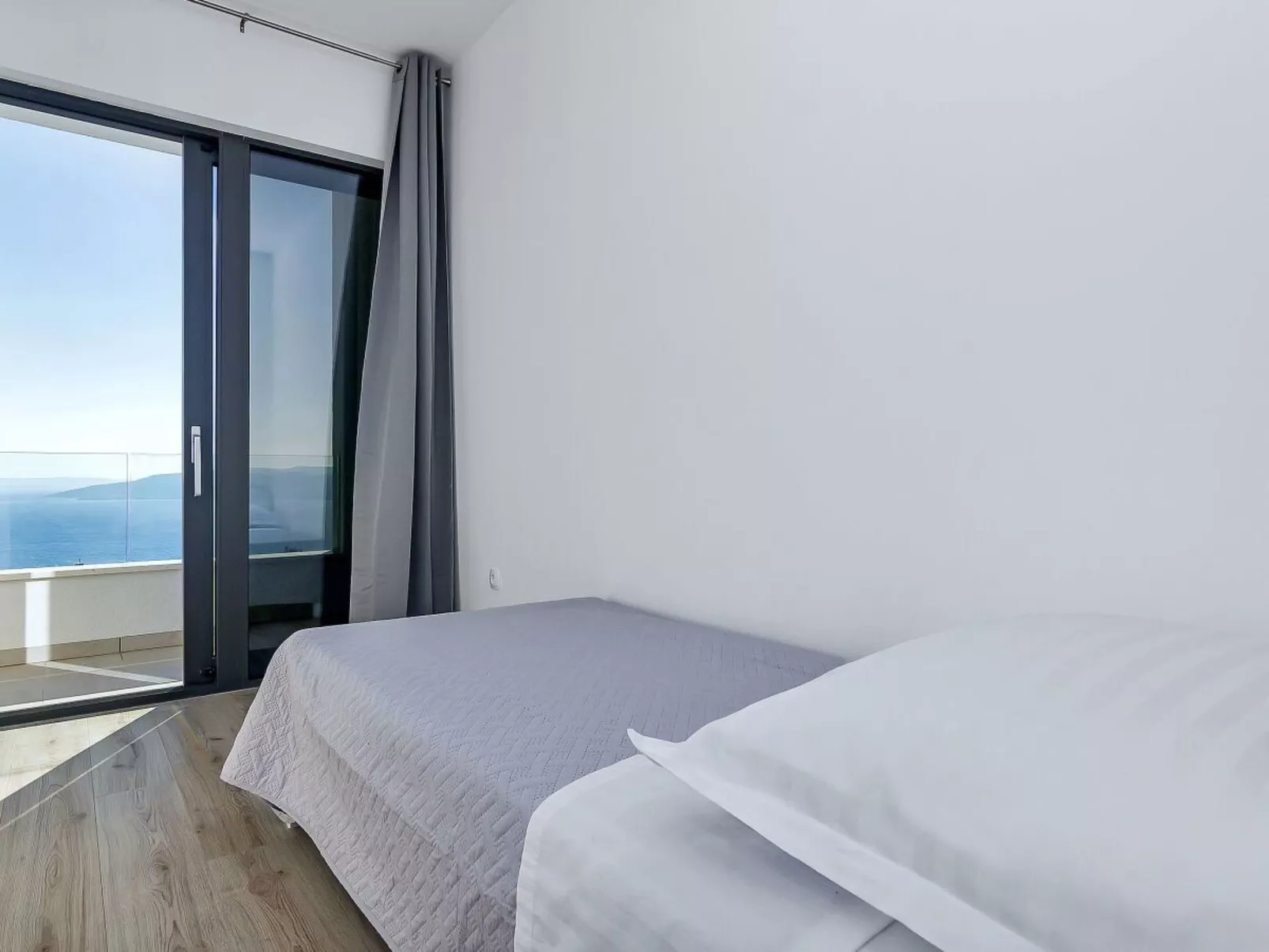 "Villa Maslina" mit Privatparkplatz-Binnen