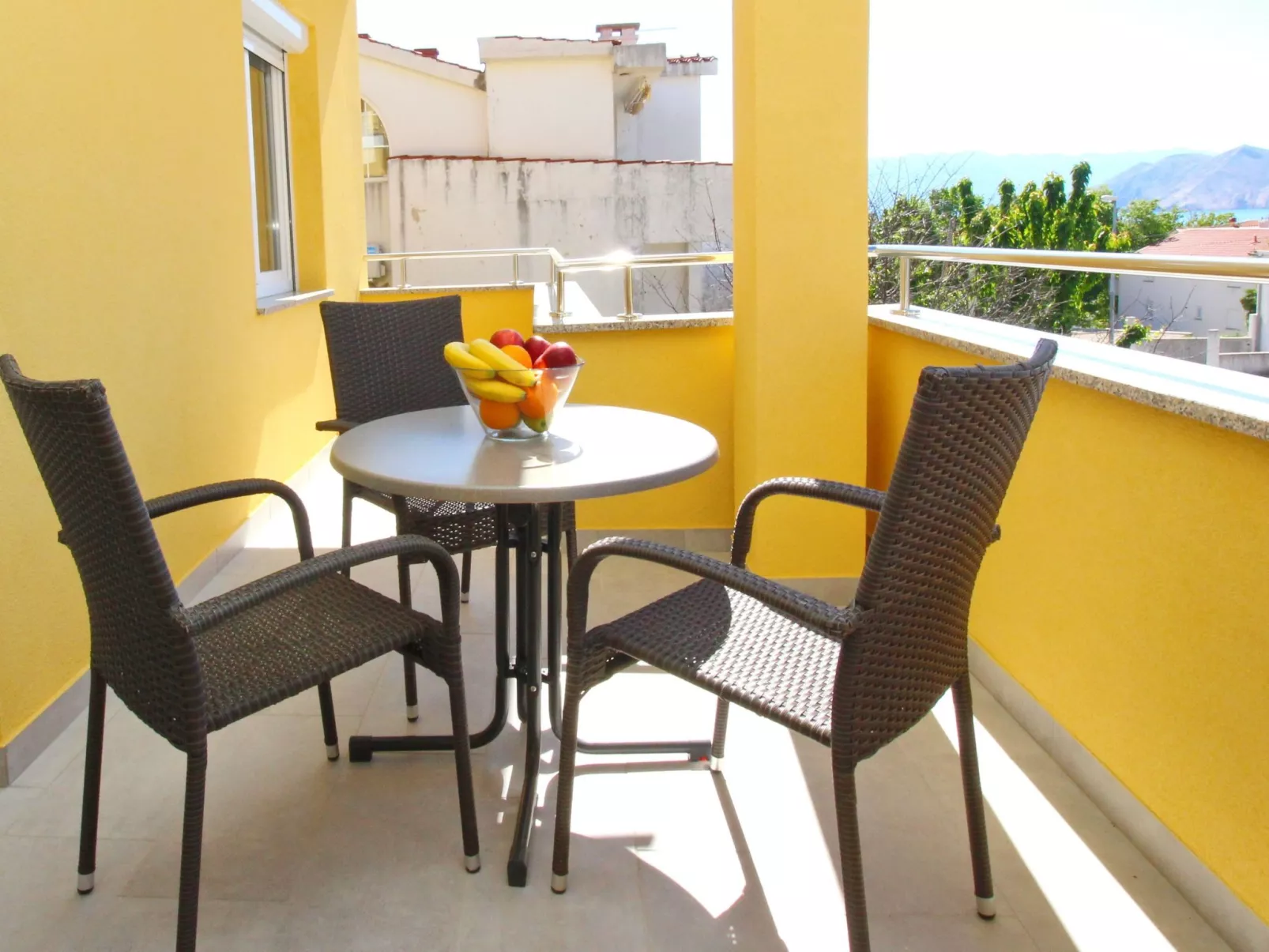 Gemütliches Appartement in Baška mit Eigenem Balkon - Buiten