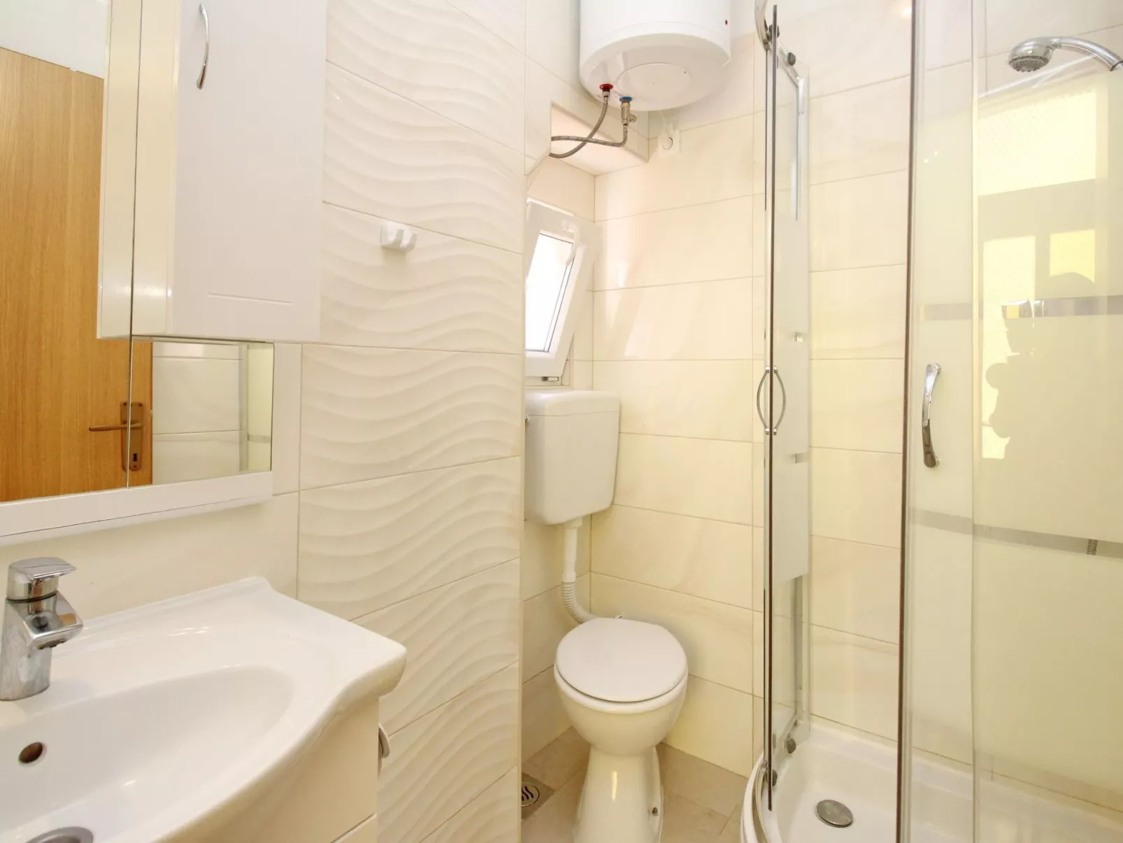 Mihovil-Image-tags.info