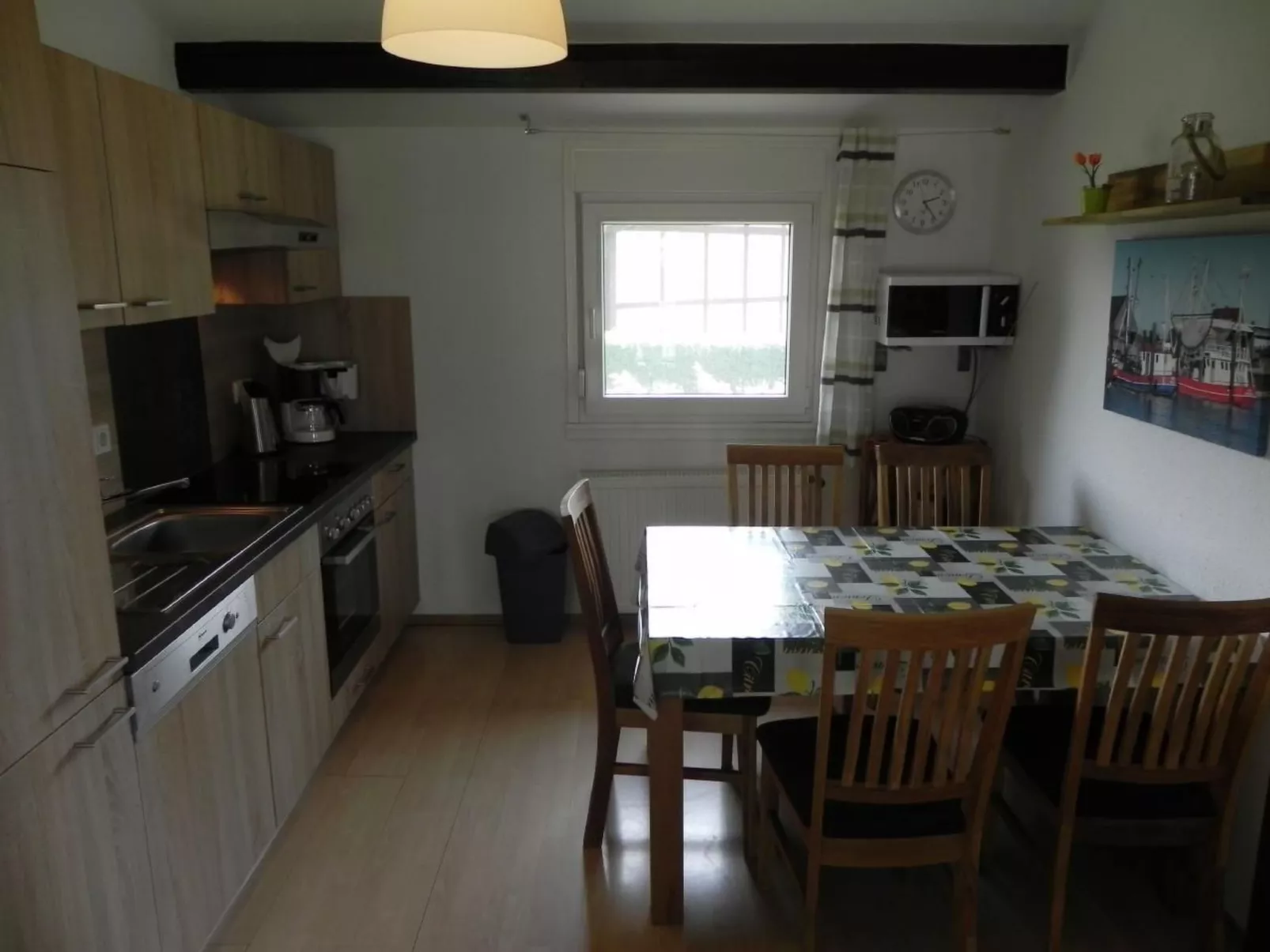 Freistehendes Ferienhaus in 2.Reihe am See-Binnen