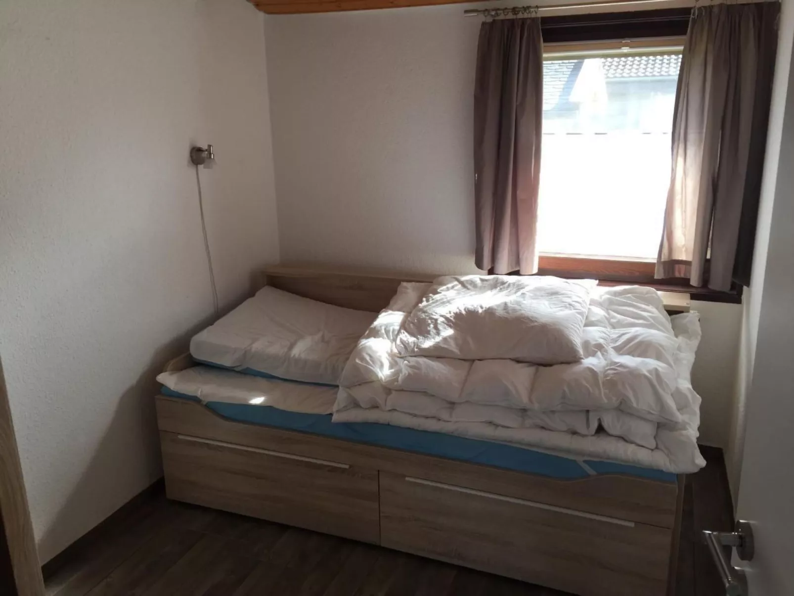 D15 Holzhaus im Feriendorf Eckwarderhörne-Image-tags.info