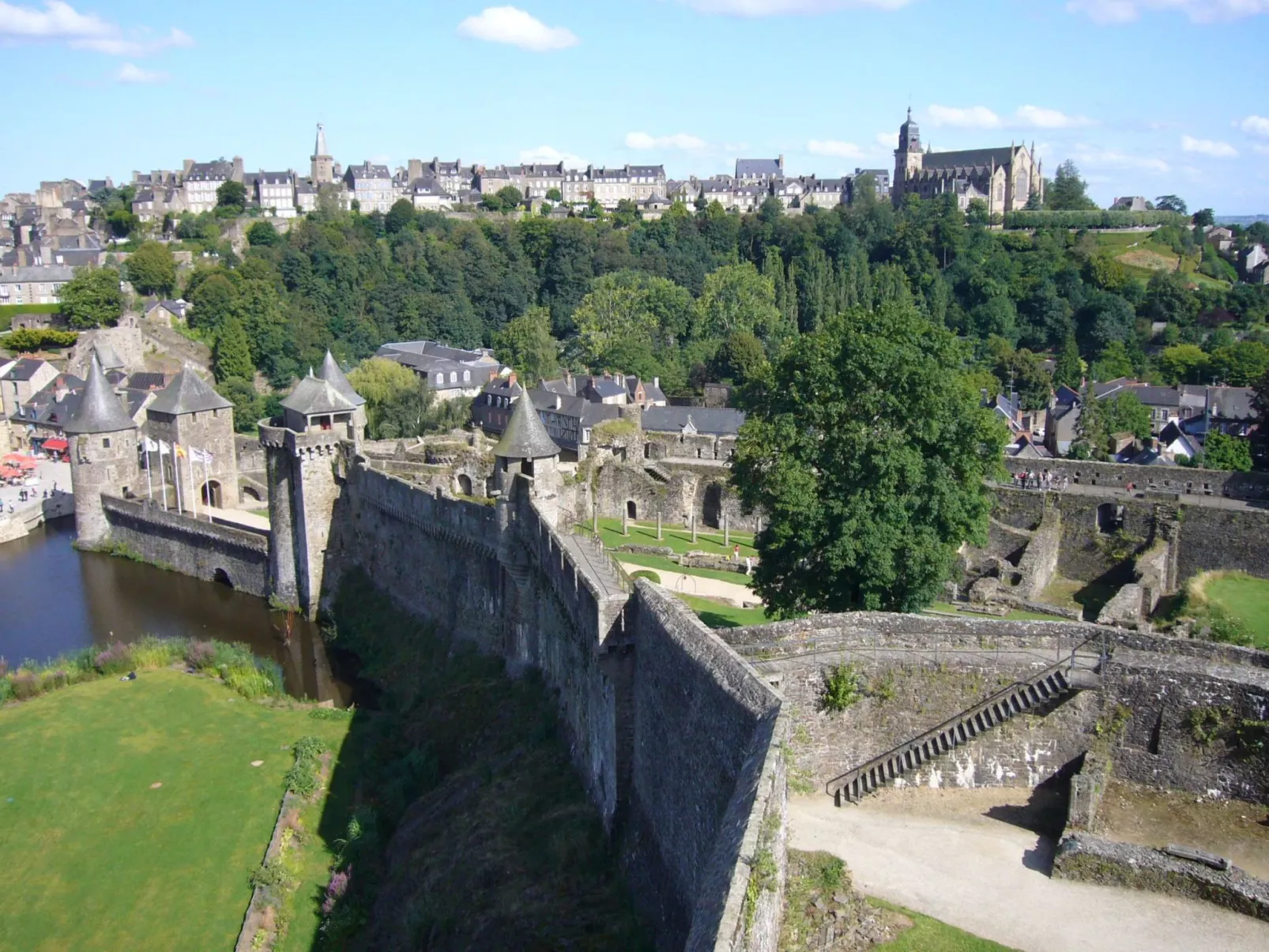 Maison du Lapin (Haus des Kaninchens) in Saint-Étienne-en-Coglès-Image-tags.info