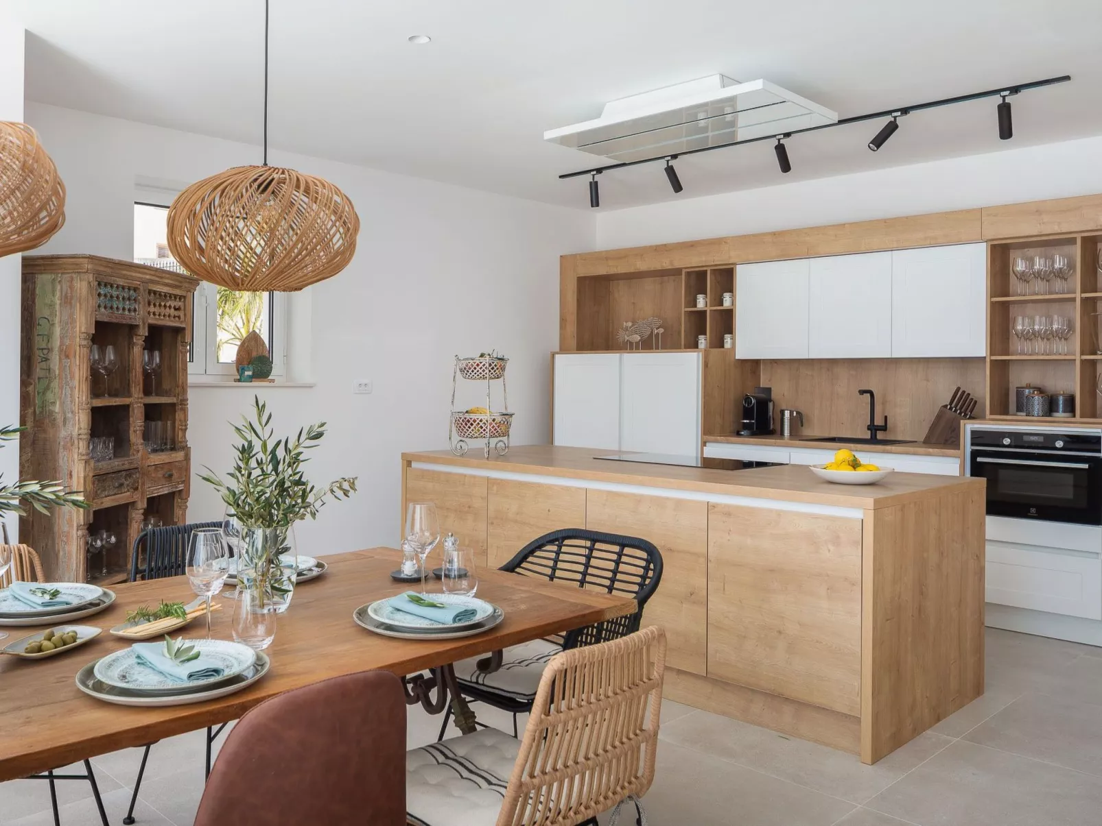 Villa Vespera mit atemberaubender Aussicht-Image-tags.info