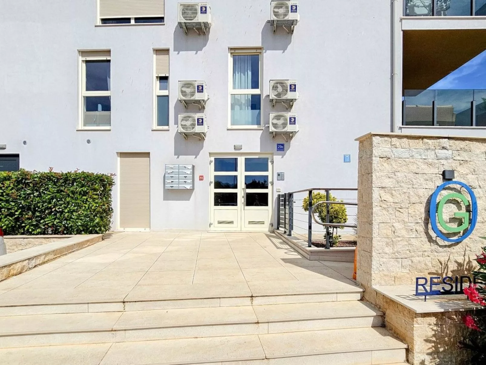 "Grüne Oase" mit Terrasse-Image-tags.info