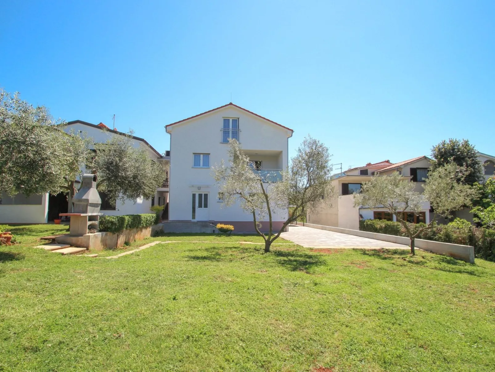 Wohnung "Sofia" mit Balkon-Buiten