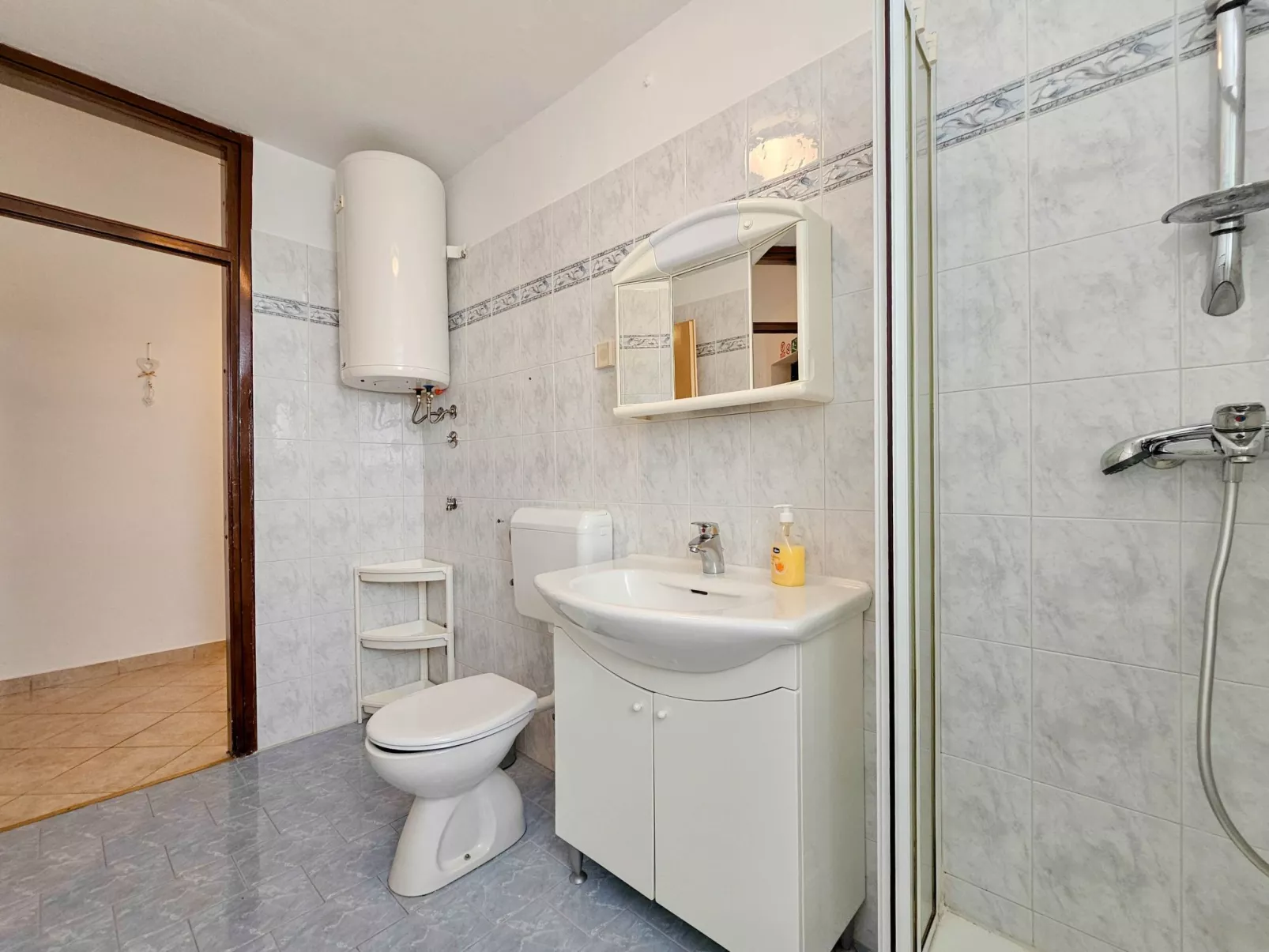 "Olga" mit Balkon-Binnen