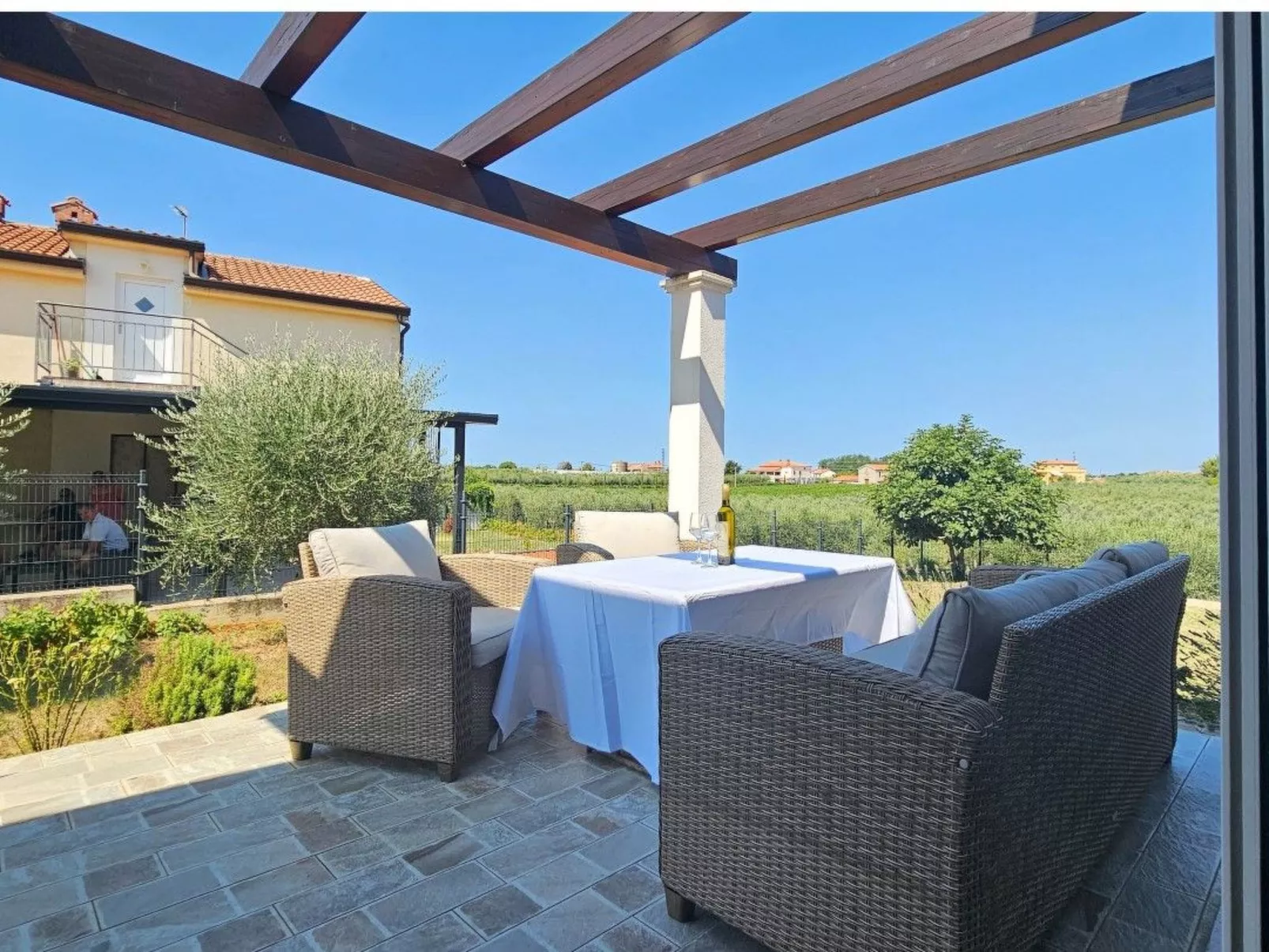 "Villa Pavlovic" mit Garten und Grill-Binnen