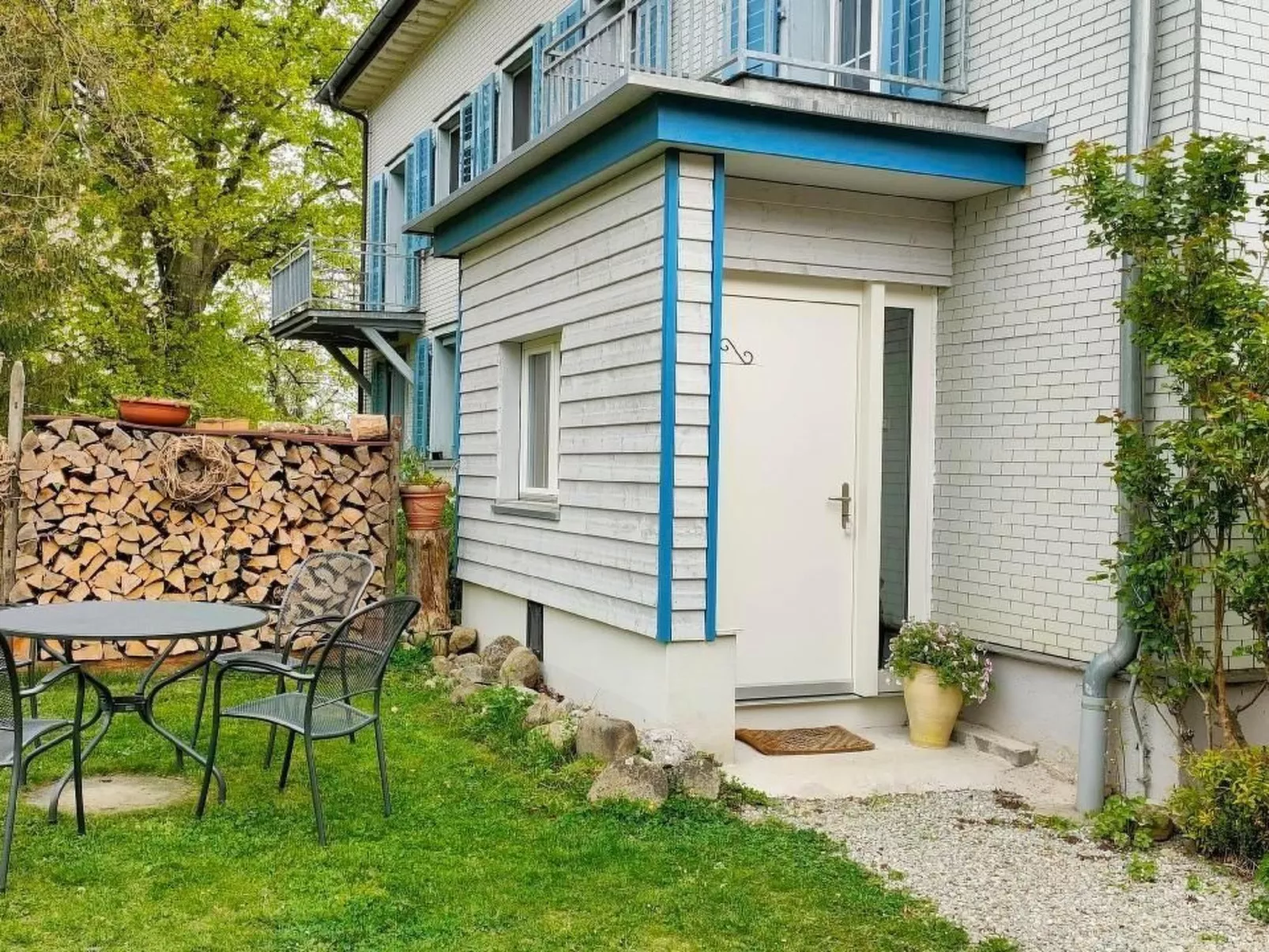 Studio Ferienwohnung - 38 m2- mit Gartennutzung-Buiten