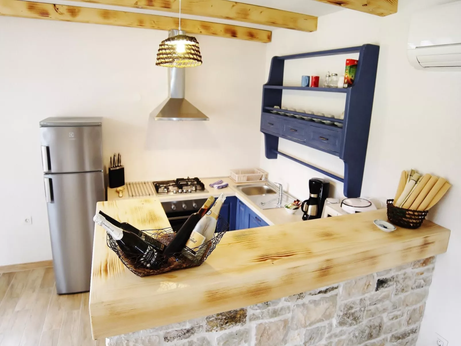 "Villa Ulika" mit eigenem Pool-Image-tags.info