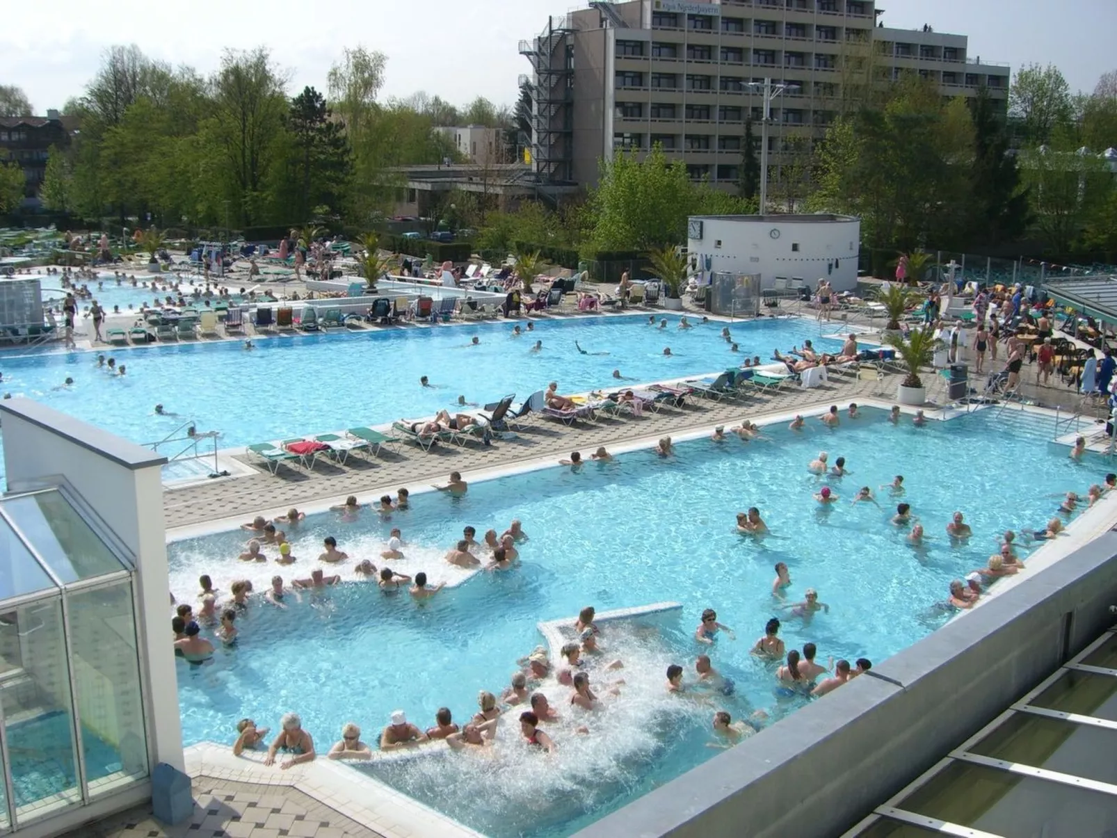 Herrliche Ferienwohnung mit Grill und Garten-Buiten