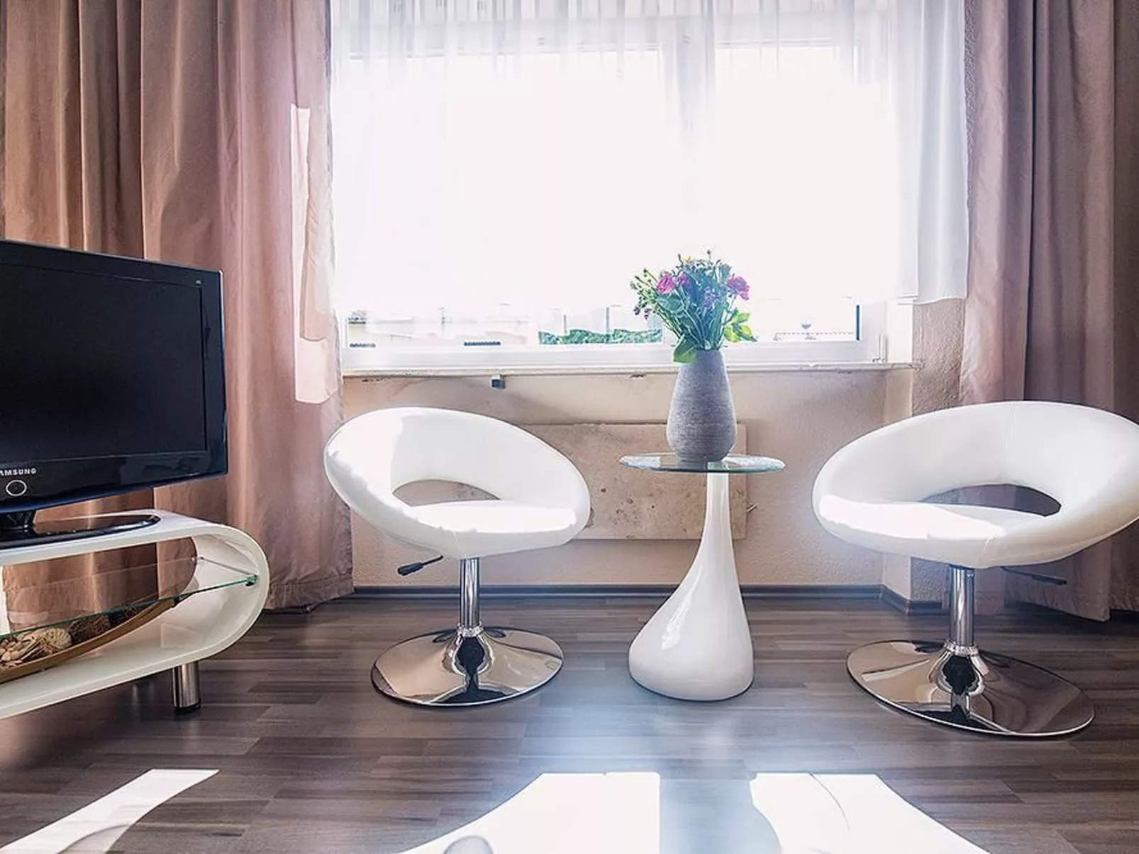 Zum Mensfelder Kopf-Binnen