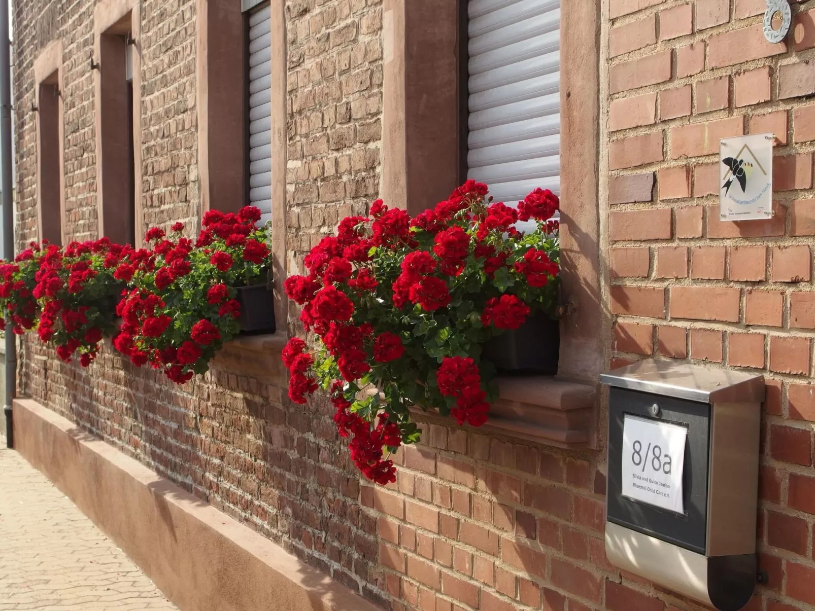 Hochwertige Ferienwohnung mit Terrasse und Garten-Buiten