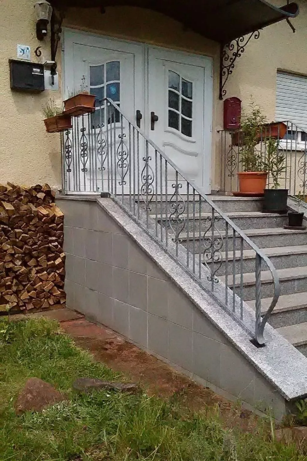 In Hauenstein mit Garten und Grill-Buiten