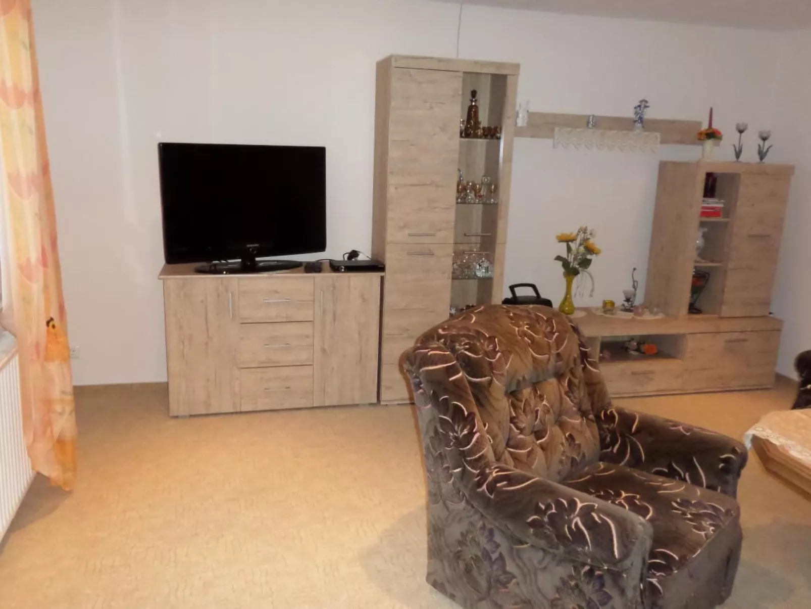 Silvia-Image-tags.info