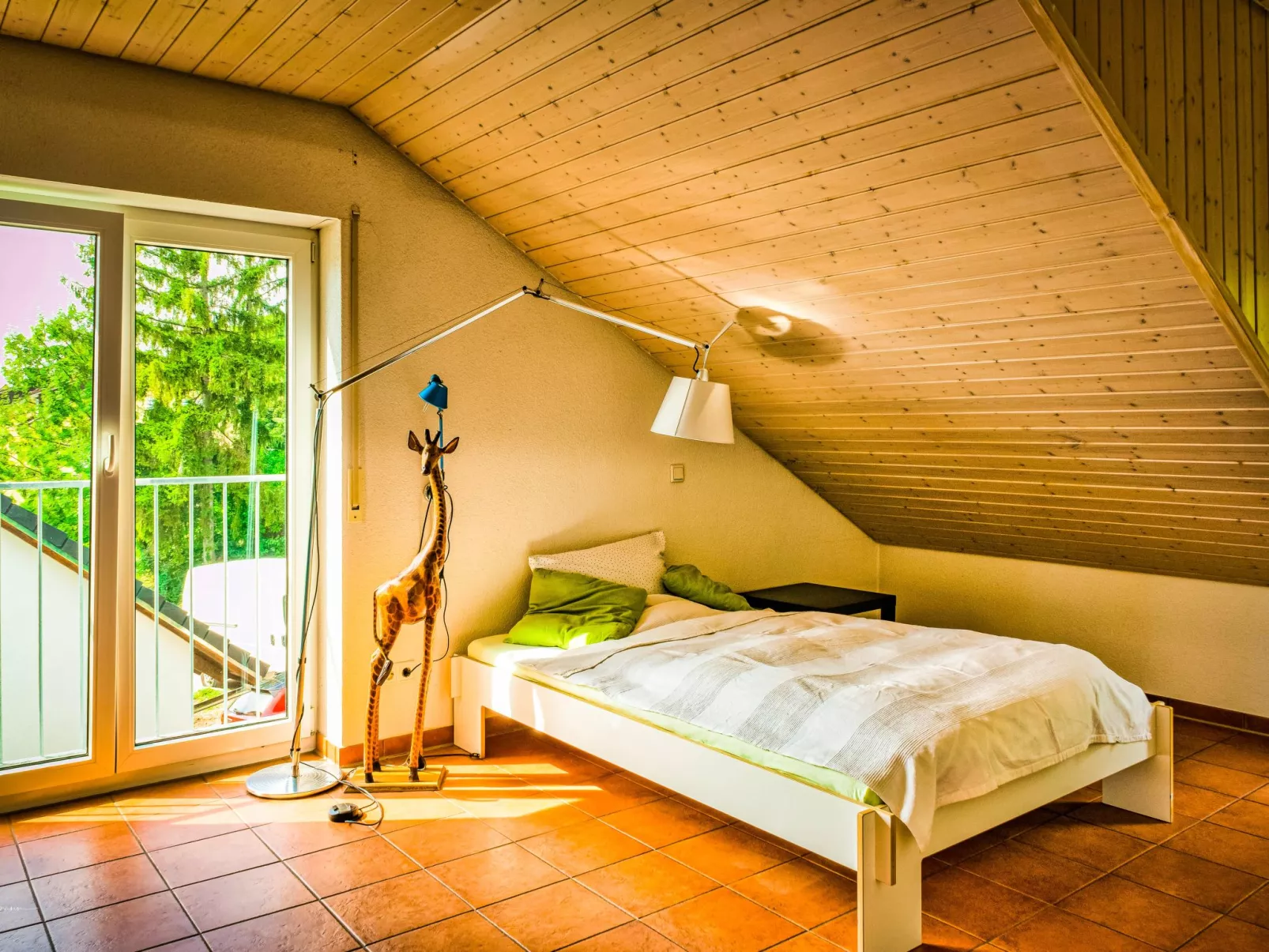 Panoramahaus & Pool-Binnen