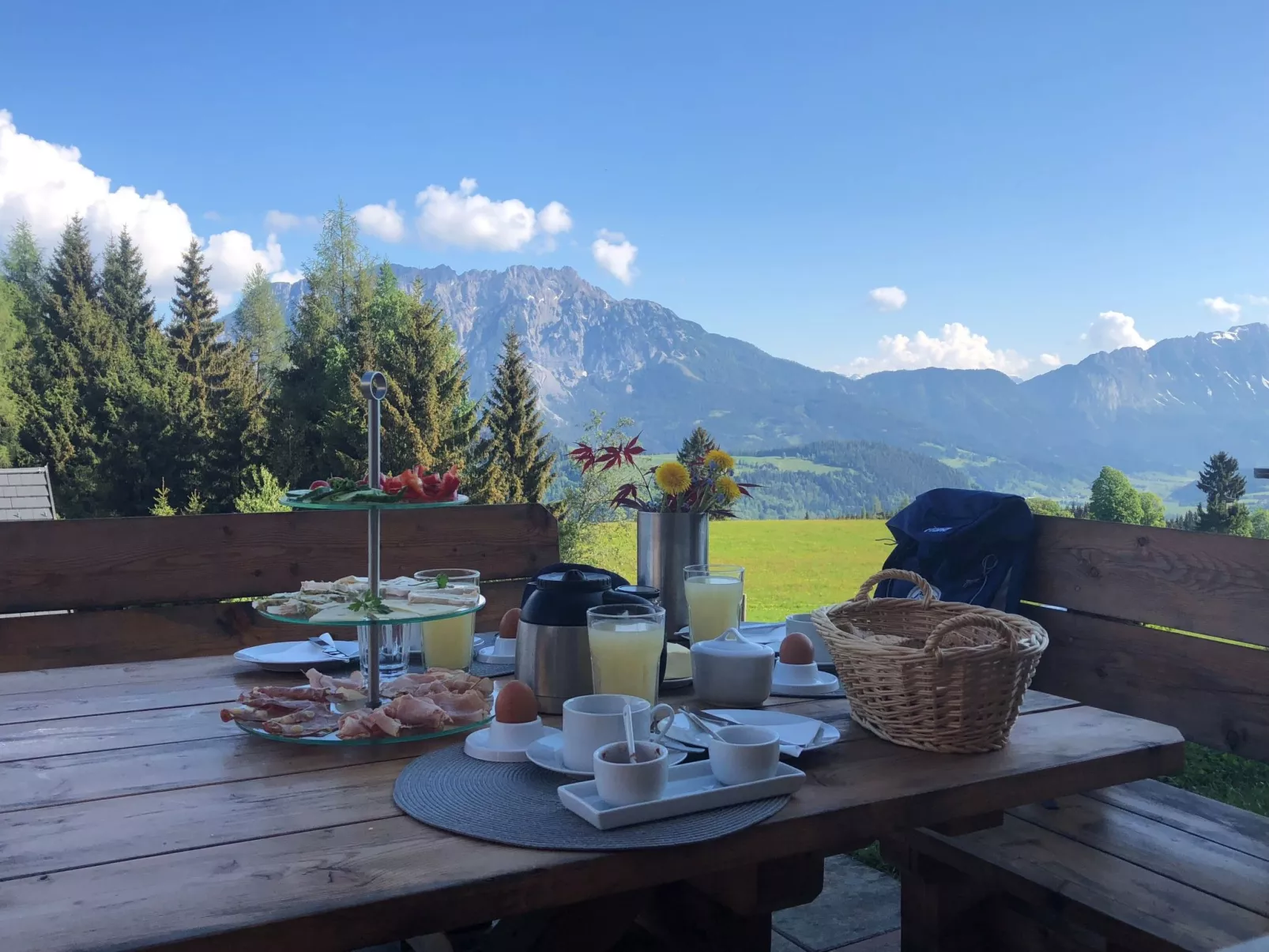 In Pruggern mit Terrasse und Garten-Buiten