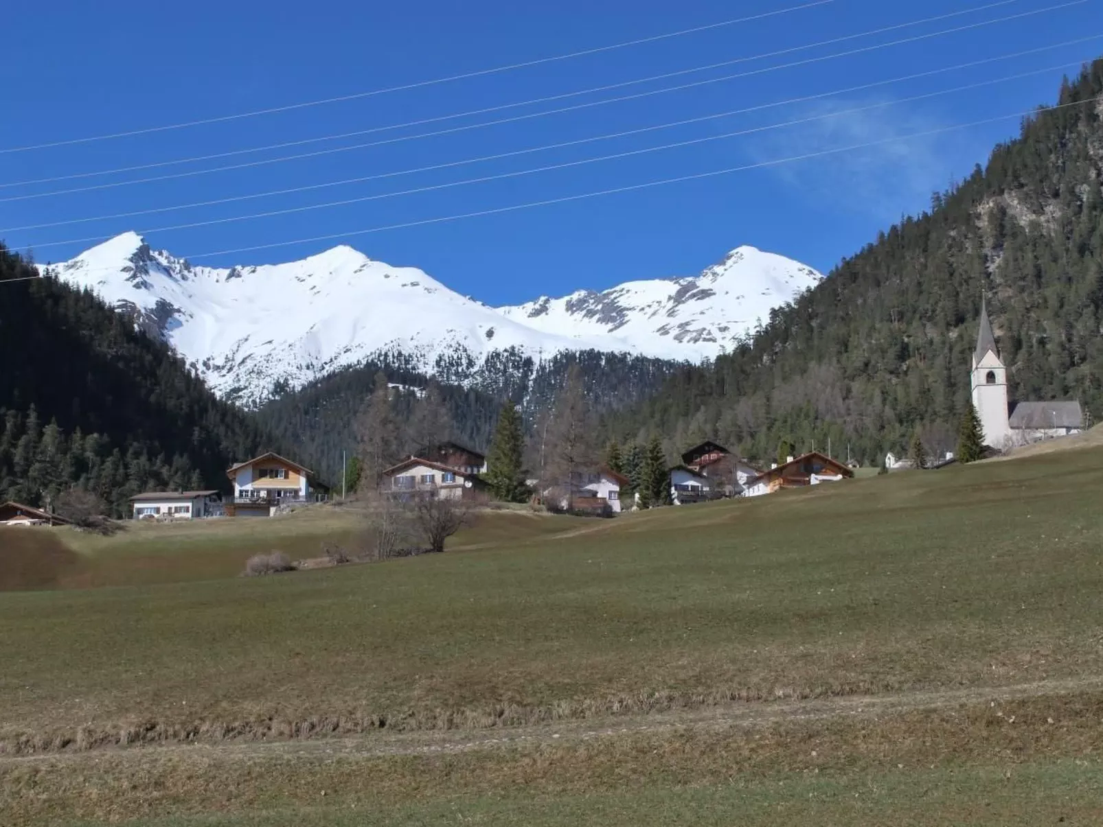 Blick auf herrliche Bergwelt-Buiten