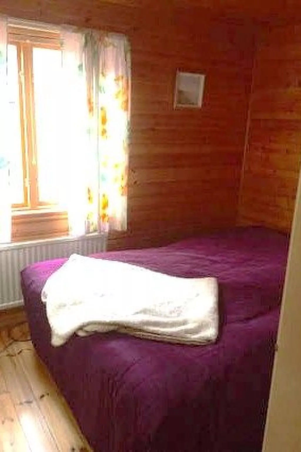 "Flodavägen 39" mit privatem Parkplatz-Binnen