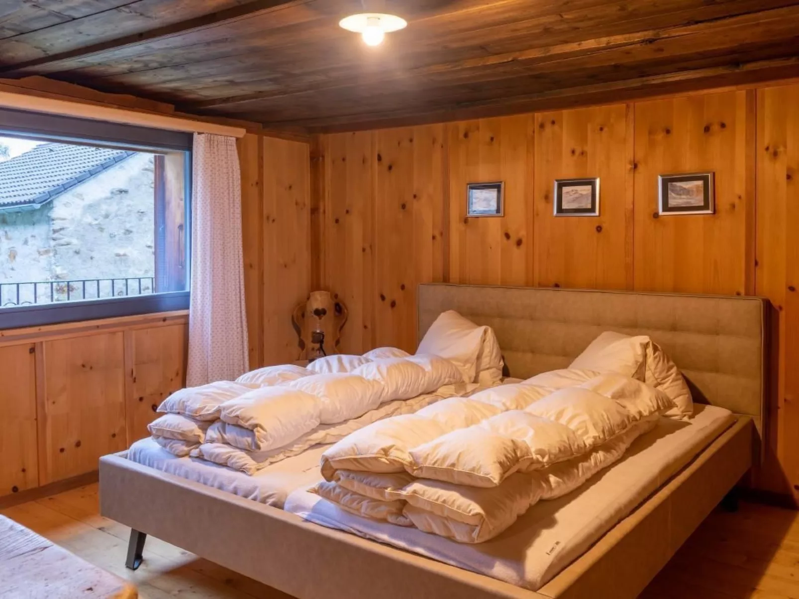 Maiensäss 5.5 Zi sonnig und rustikal-Binnen