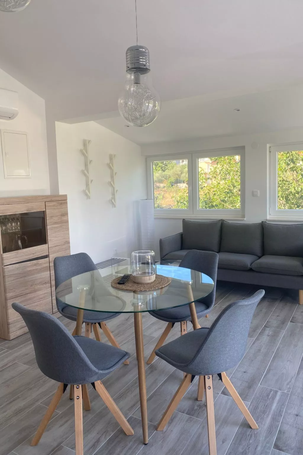 Appartment mit Pool-Binnen