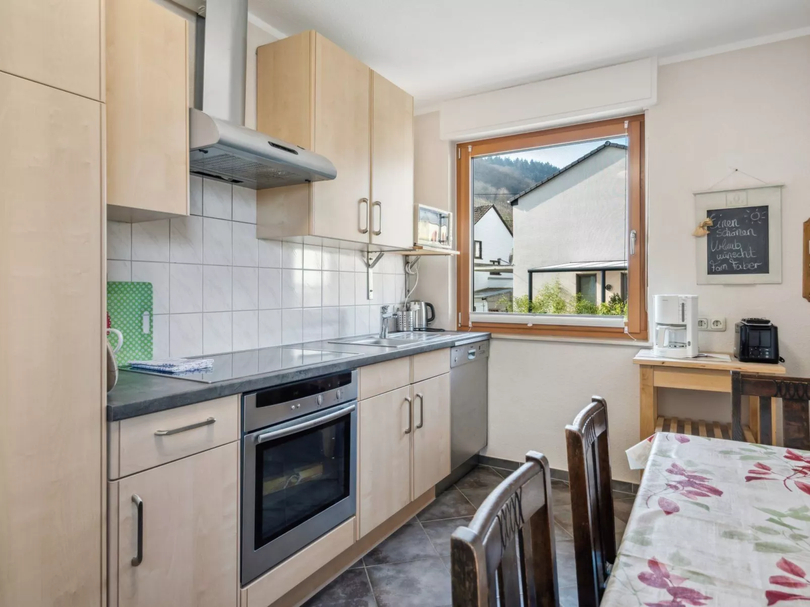 Mit Balkon und schönem Moselblick-Binnen