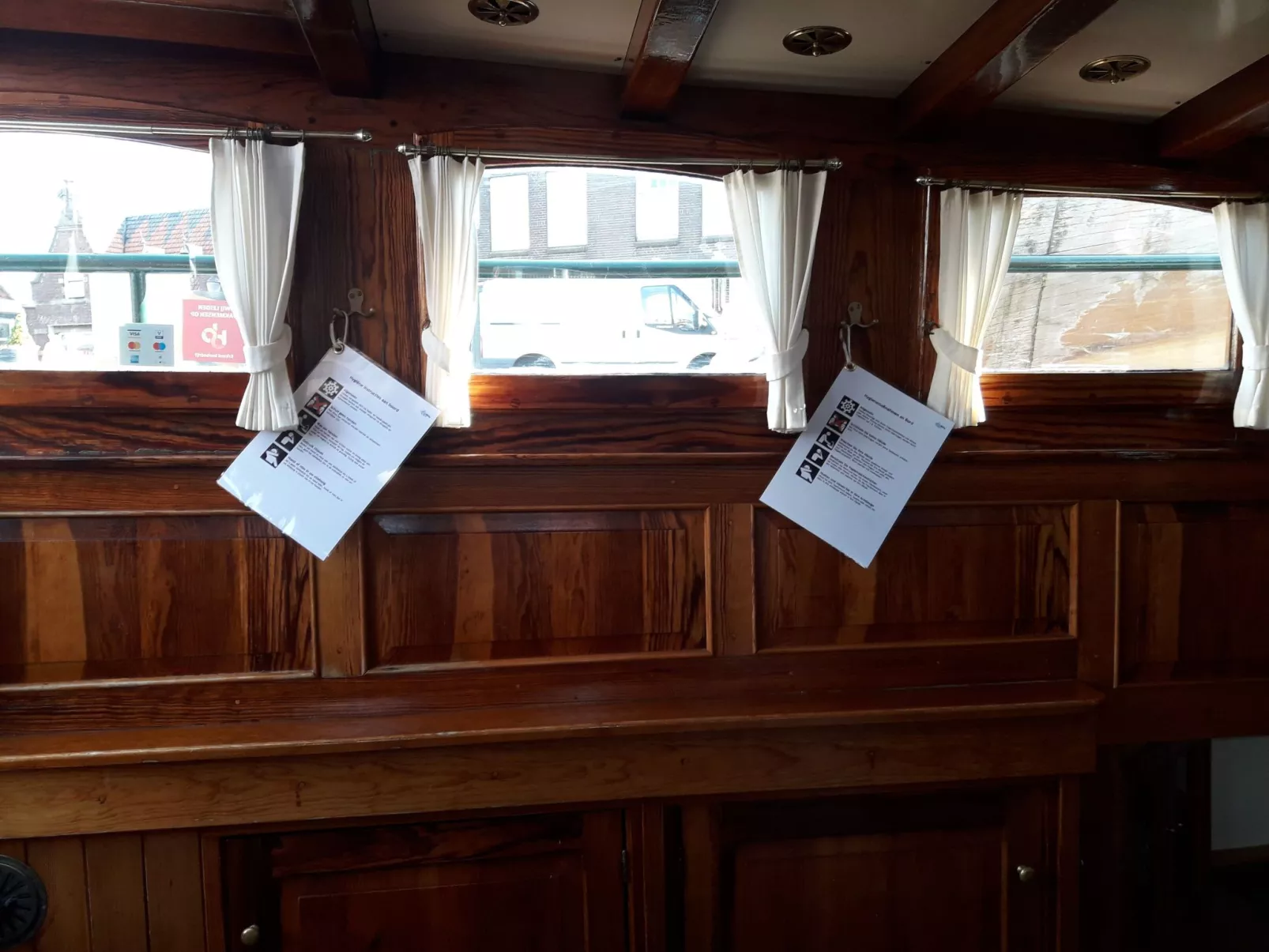 Hotelschiff Tjalkjacht Pelikaan-Buiten